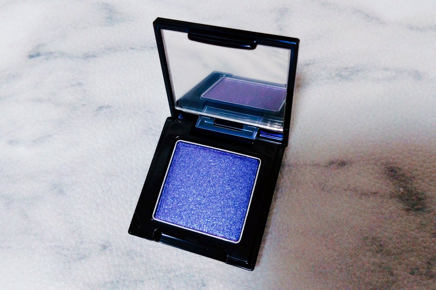 ラズル アイカラー/エレガンス ラズル /単色アイシャドウを使ったクチコミ(2枚目)