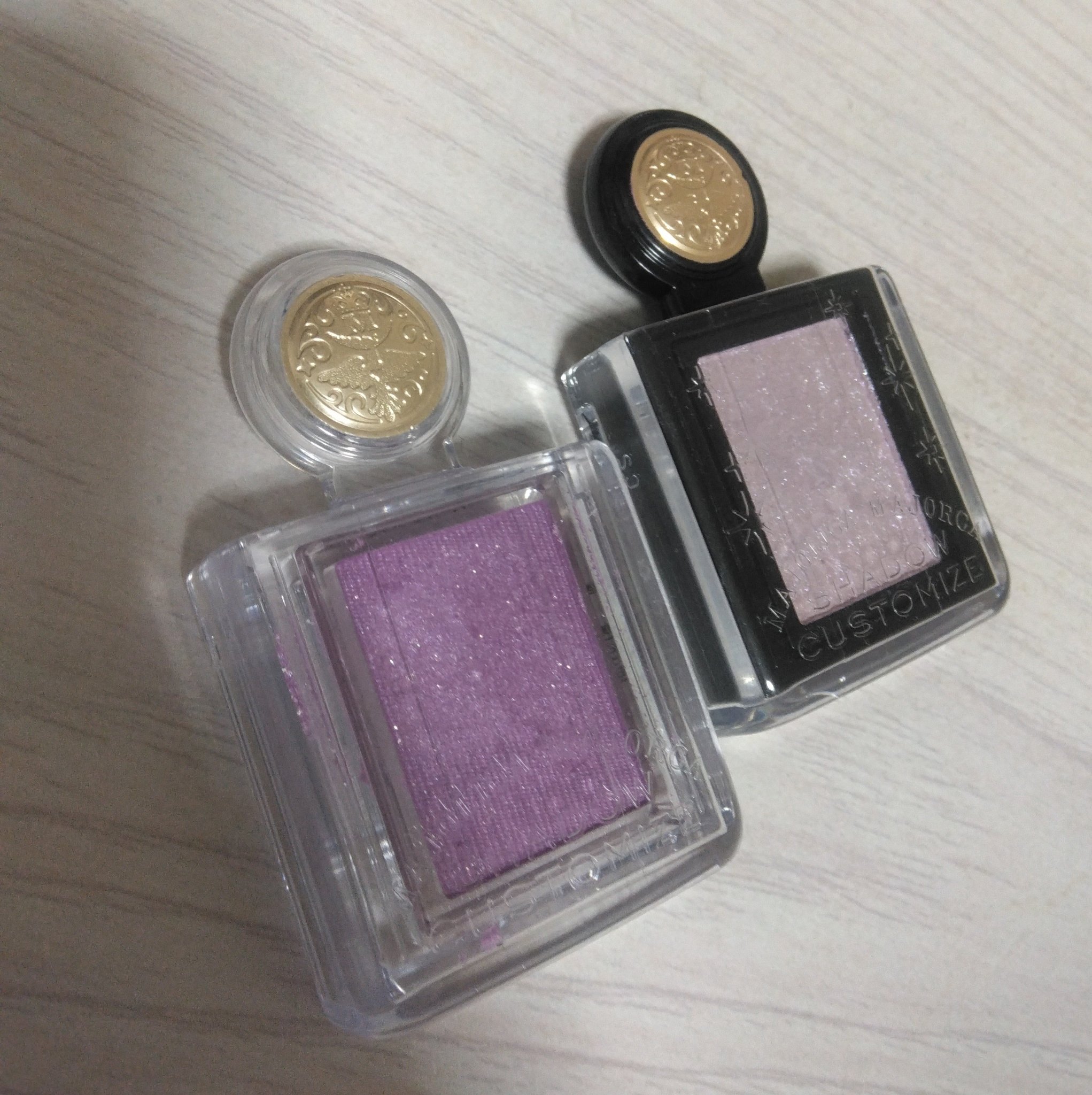 シャドーカスタマイズ (フローティング)/MAJOLICA MAJORCA/単色アイシャドウを使ったクチコミ（2枚目）