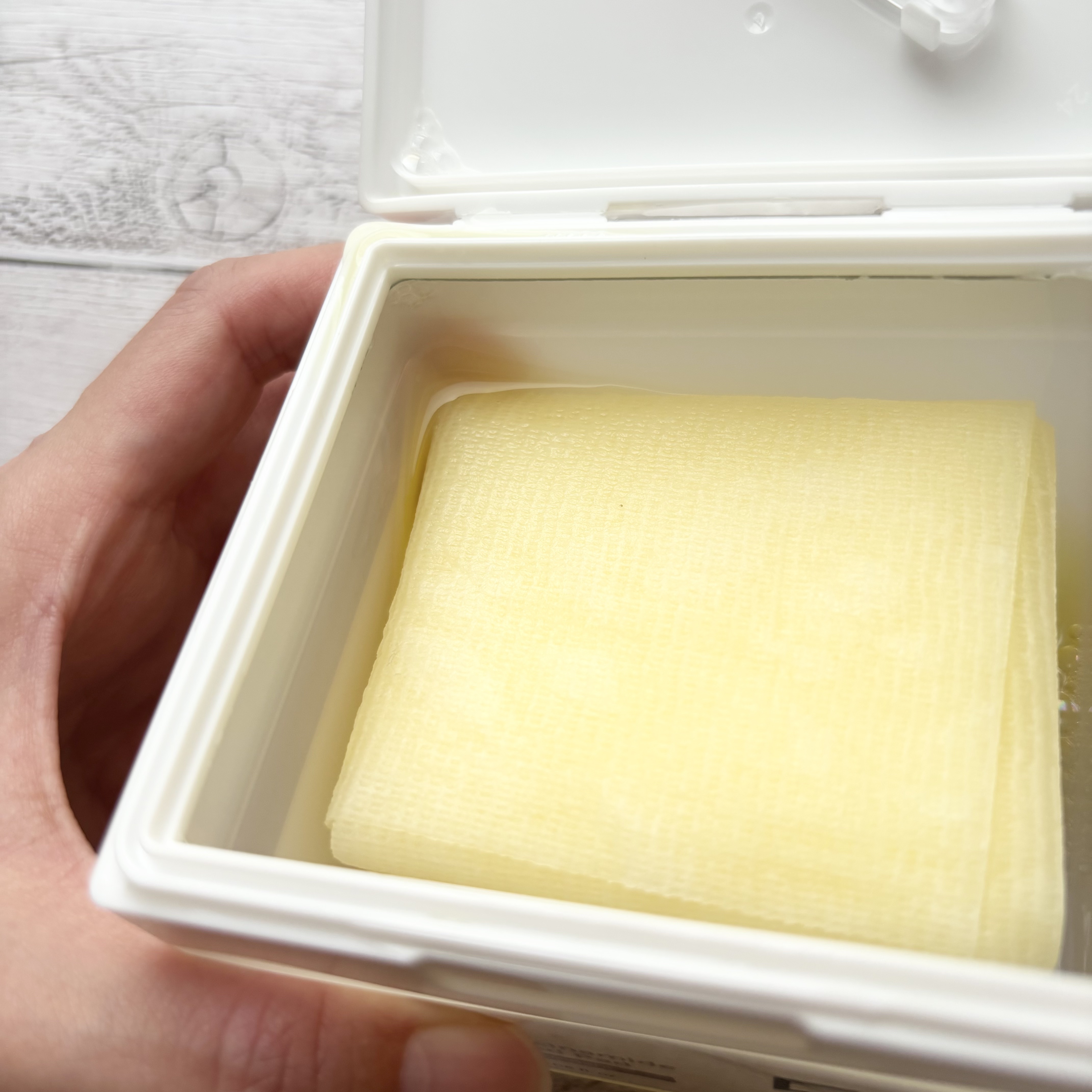 5番 白玉グルタチオンＣフィルムパッド/numbuzin/トナーパッドを使ったクチコミ（2枚目）