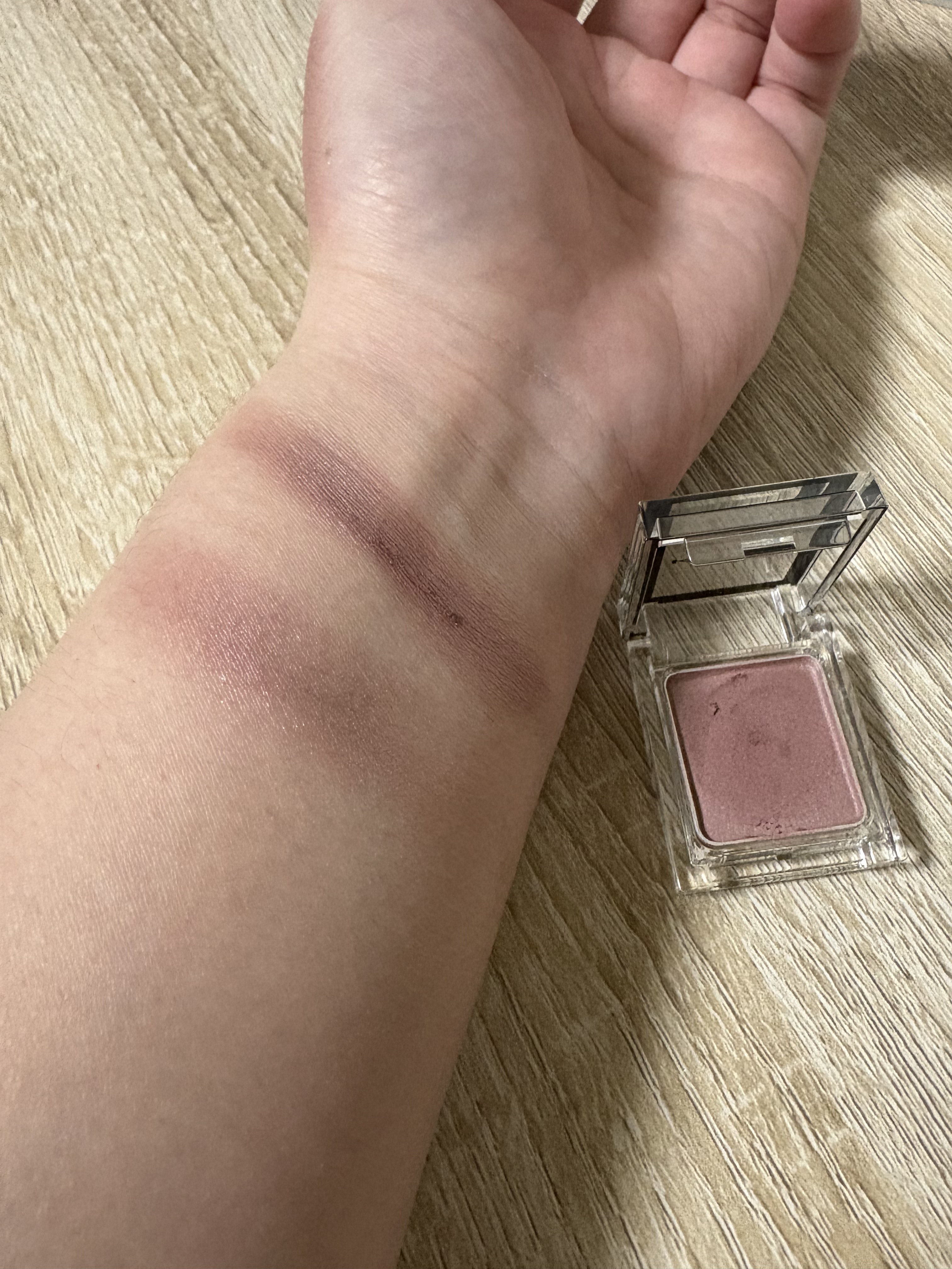 ケイト ザ アイカラー/KATE/単色アイシャドウを使ったクチコミ（3枚目）