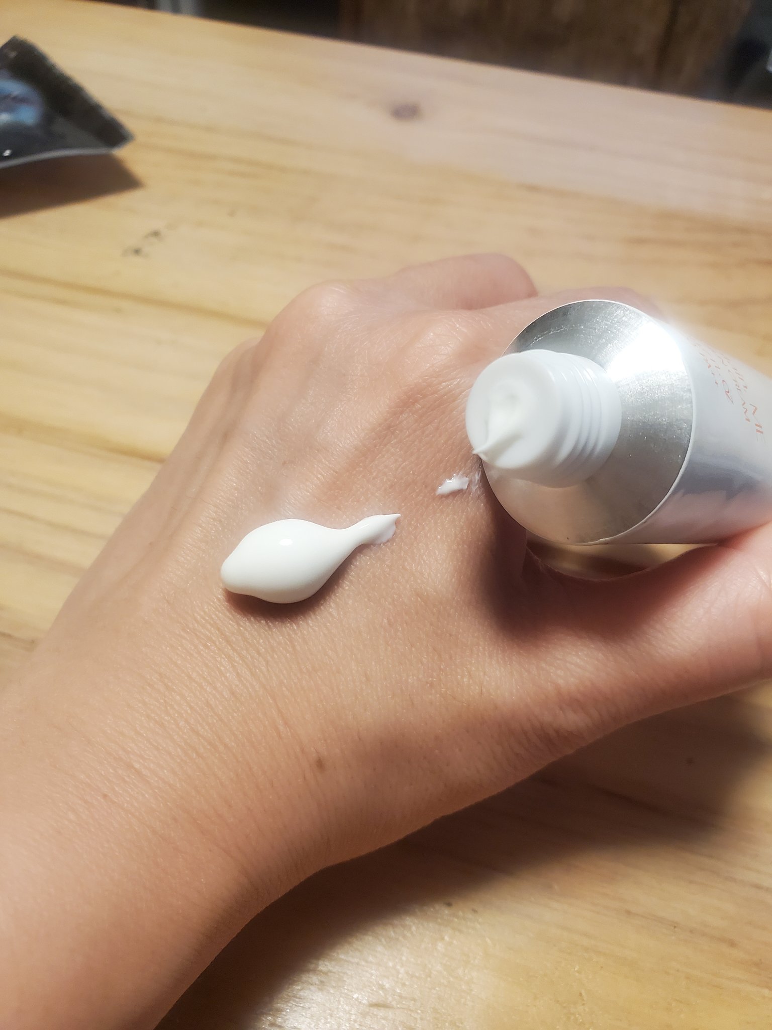 Present Present HAND SUN CREAM/GRAZE POINT/その他スキンケアを使ったクチコミ（3枚目）