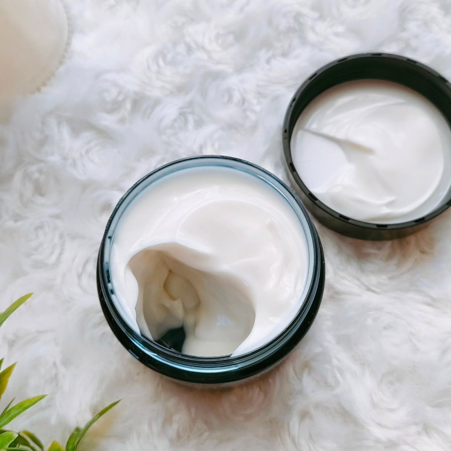 ヨル スキン オーバーナイトクリーム モイスト/YOLU/フェイスクリームを使ったクチコミ（3枚目）