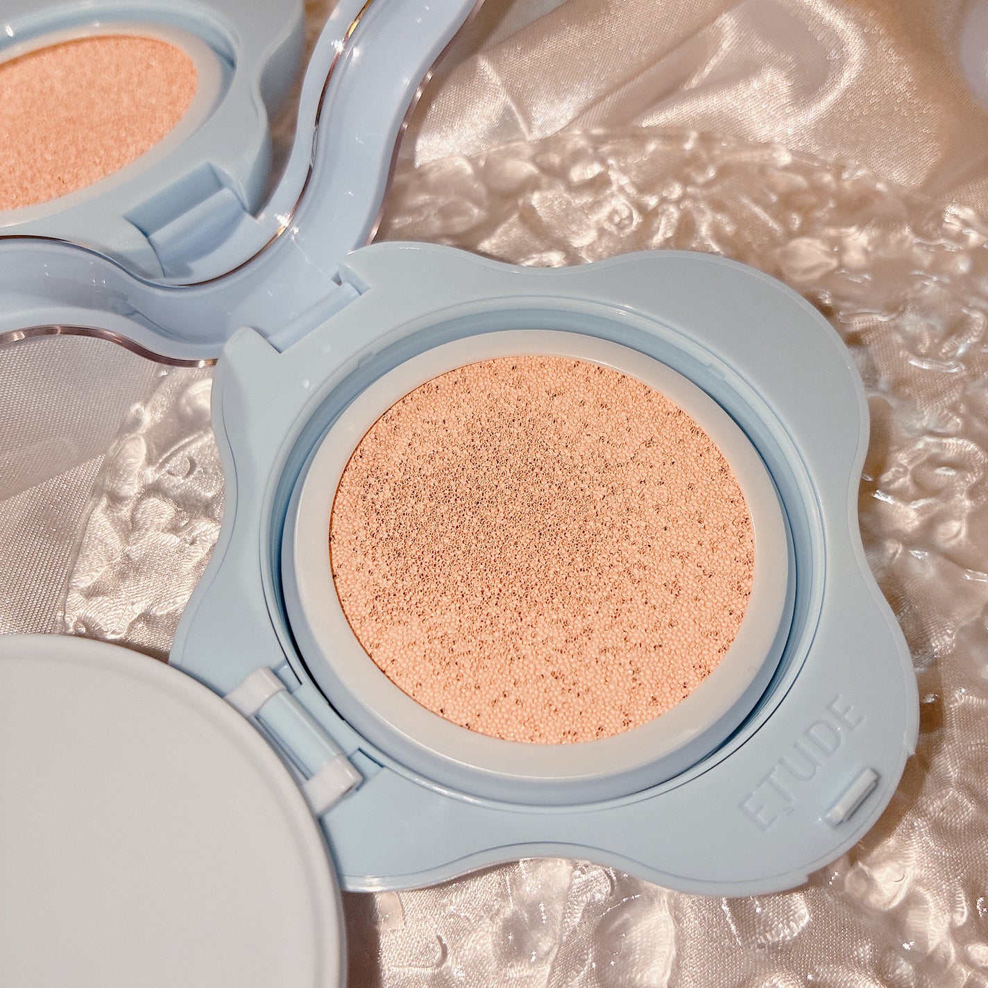 クラウドフィルタークッション/ETUDE/クッションファンデーションを使ったクチコミ(4枚目)