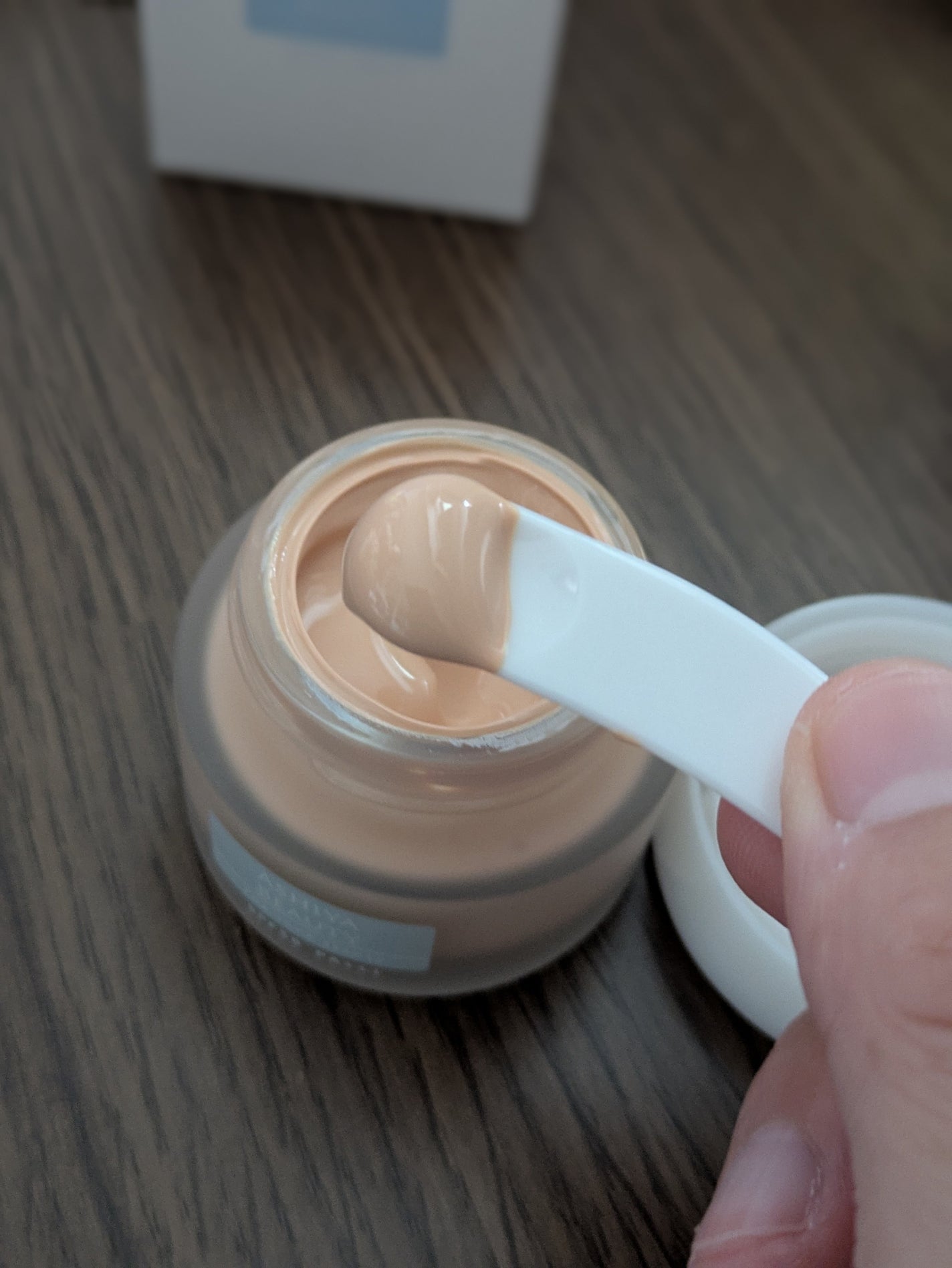 真紅 on LIPS 「ASHIYABEAUTY様のモイスチャーホワイトプロテクトファ..」(3枚目)