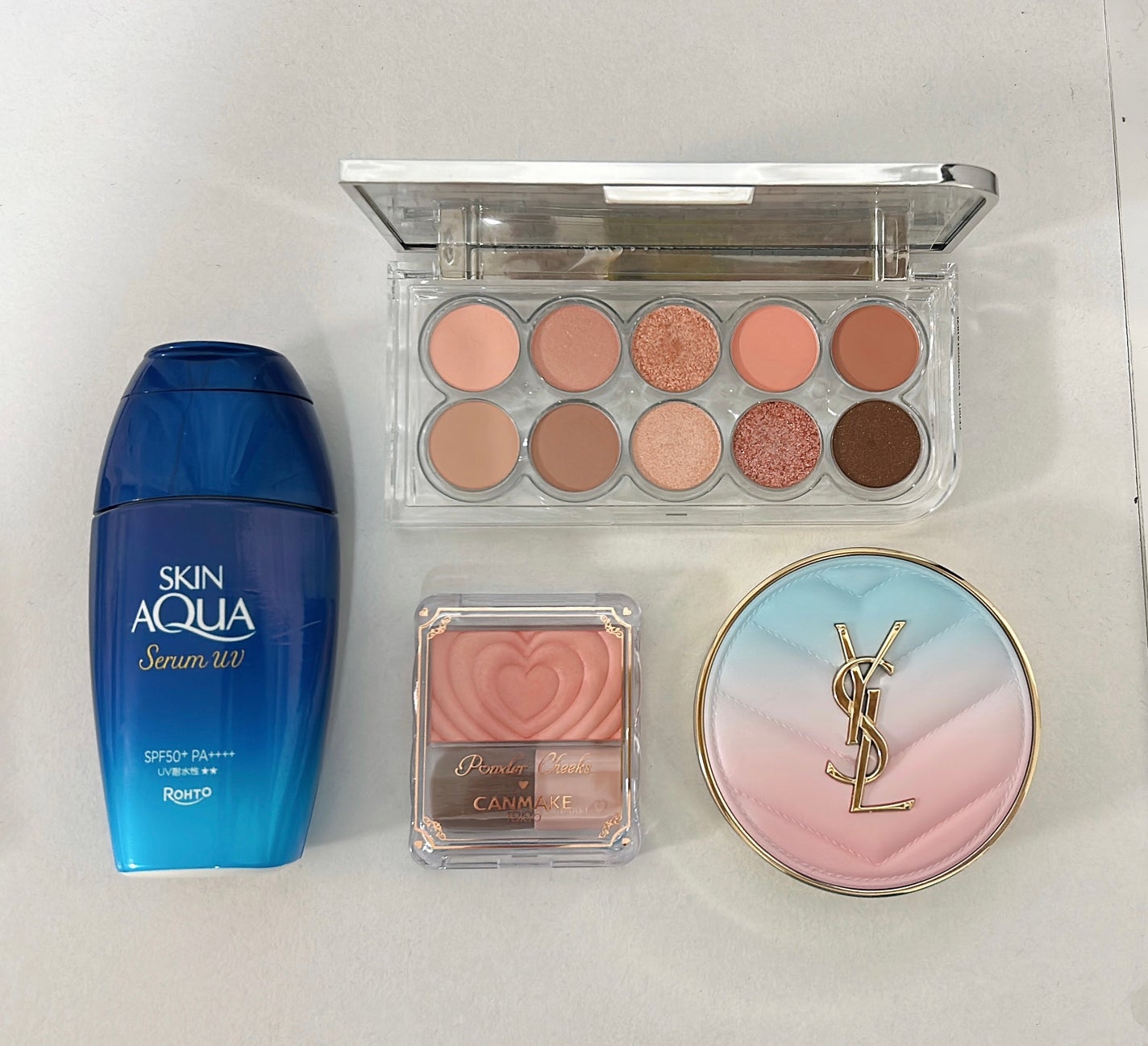 ラディアント タッチ グロウパクト/YVES SAINT LAURENT BEAUTE/クッションファンデーションを使ったクチコミ(1枚目)