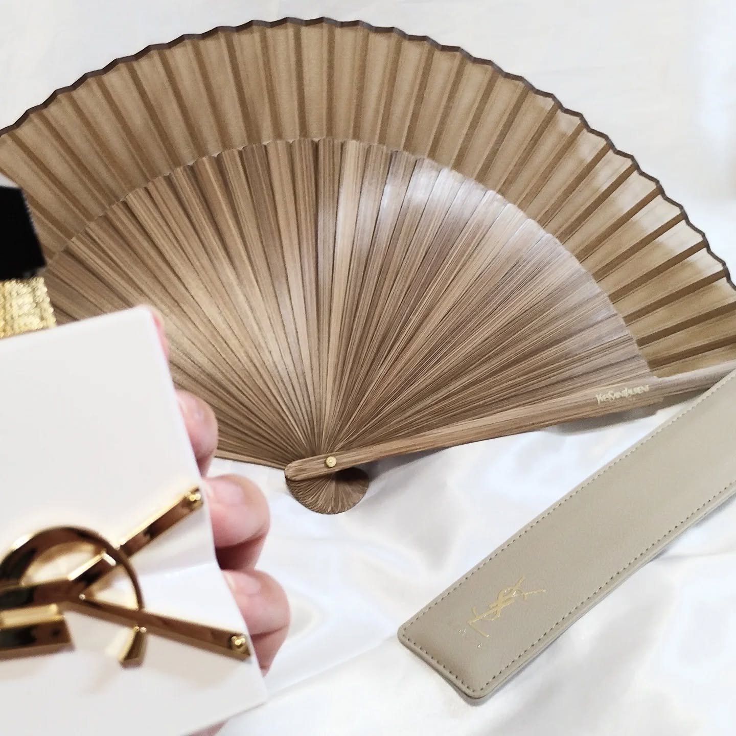 リブレ ロー ニュ​/YVES SAINT LAURENT BEAUTE/香水(レディース)を使ったクチコミ（3枚目）