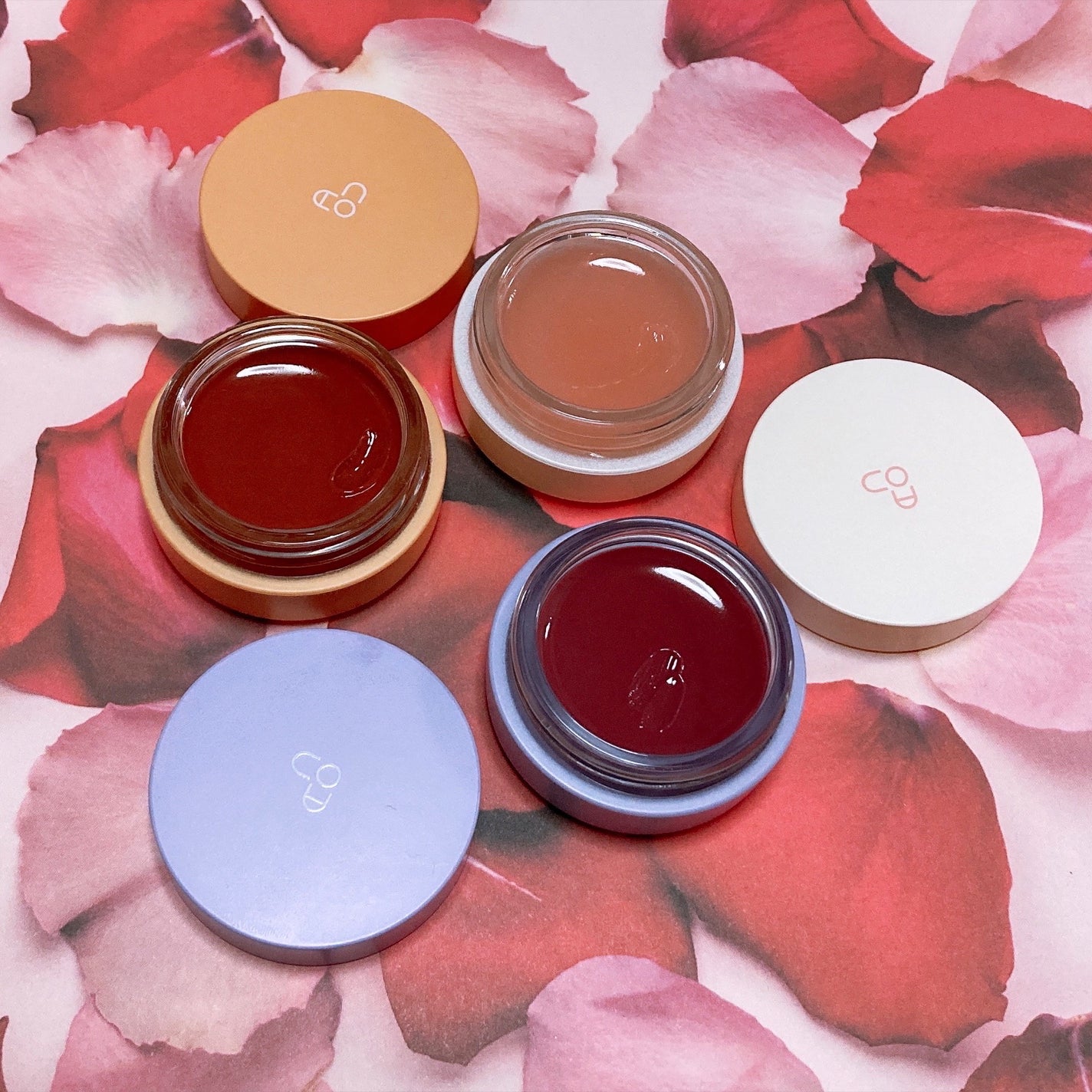 GLOWY TINT BALM/AOU/リップグロスを使ったクチコミ(1枚目)