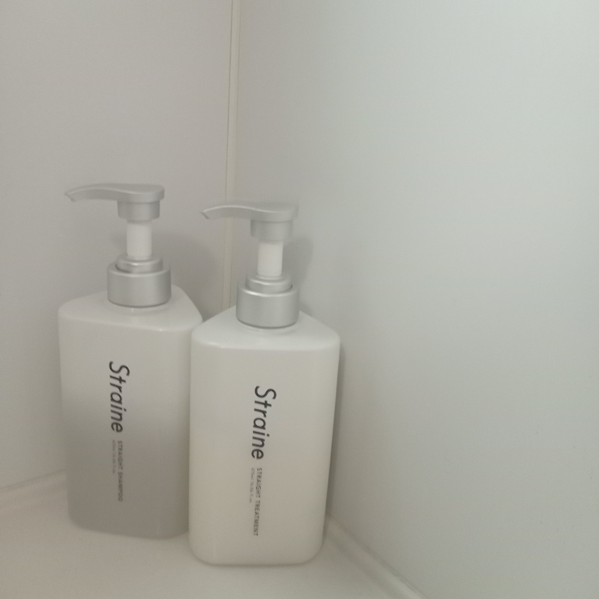 ストレートシャンプー/ストレートトリートメント ホワイトブロッサムの香り/Straine/市販シャンプーを使ったクチコミ（3枚目）