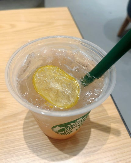 チラックスソーダ ピーチ/スターバックス/その他ドリンクを使ったクチコミ(2枚目)