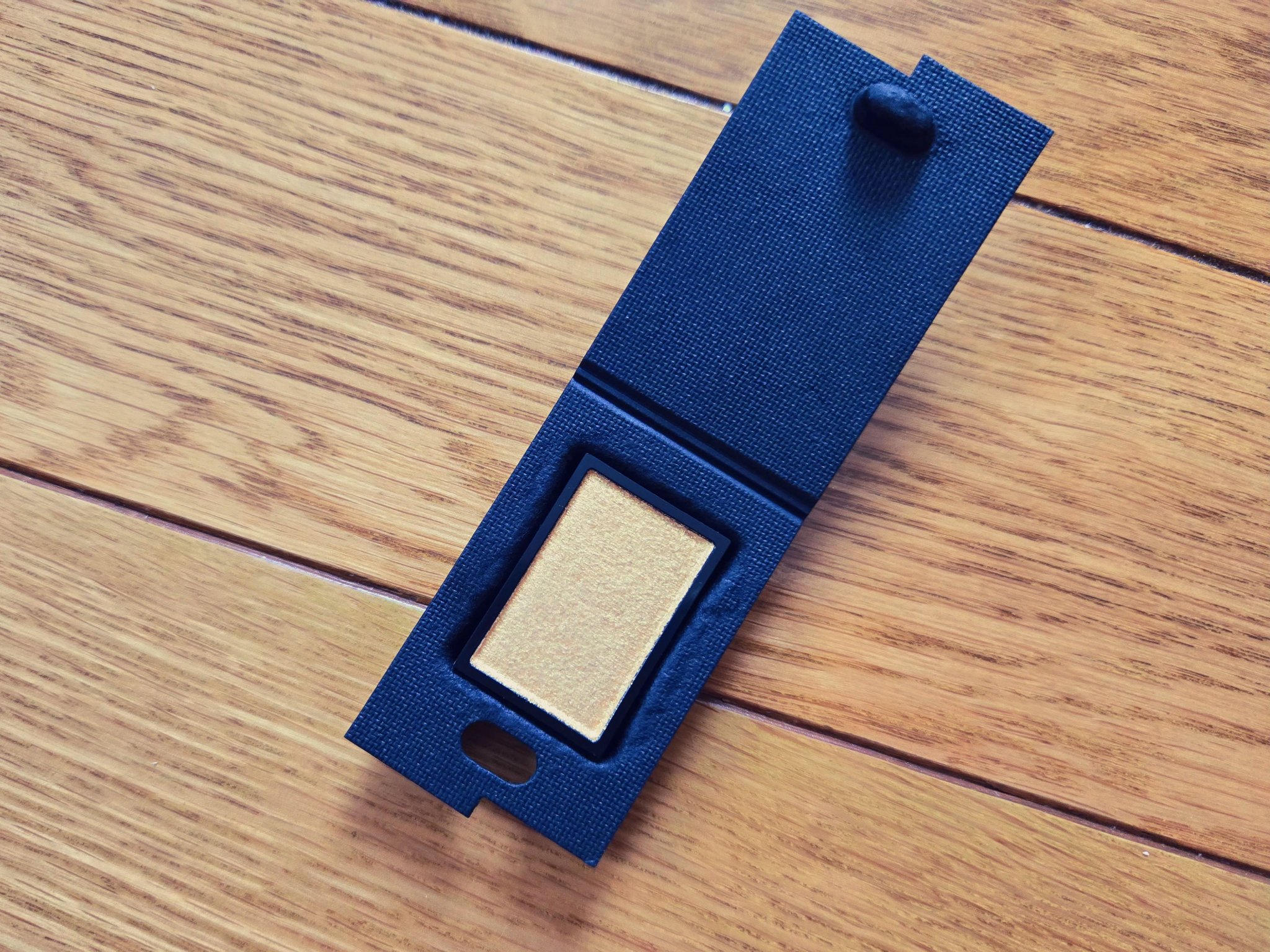 ヴァティック アイズ 21 Stardust/Celvoke/単色アイシャドウを使ったクチコミ（1枚目）