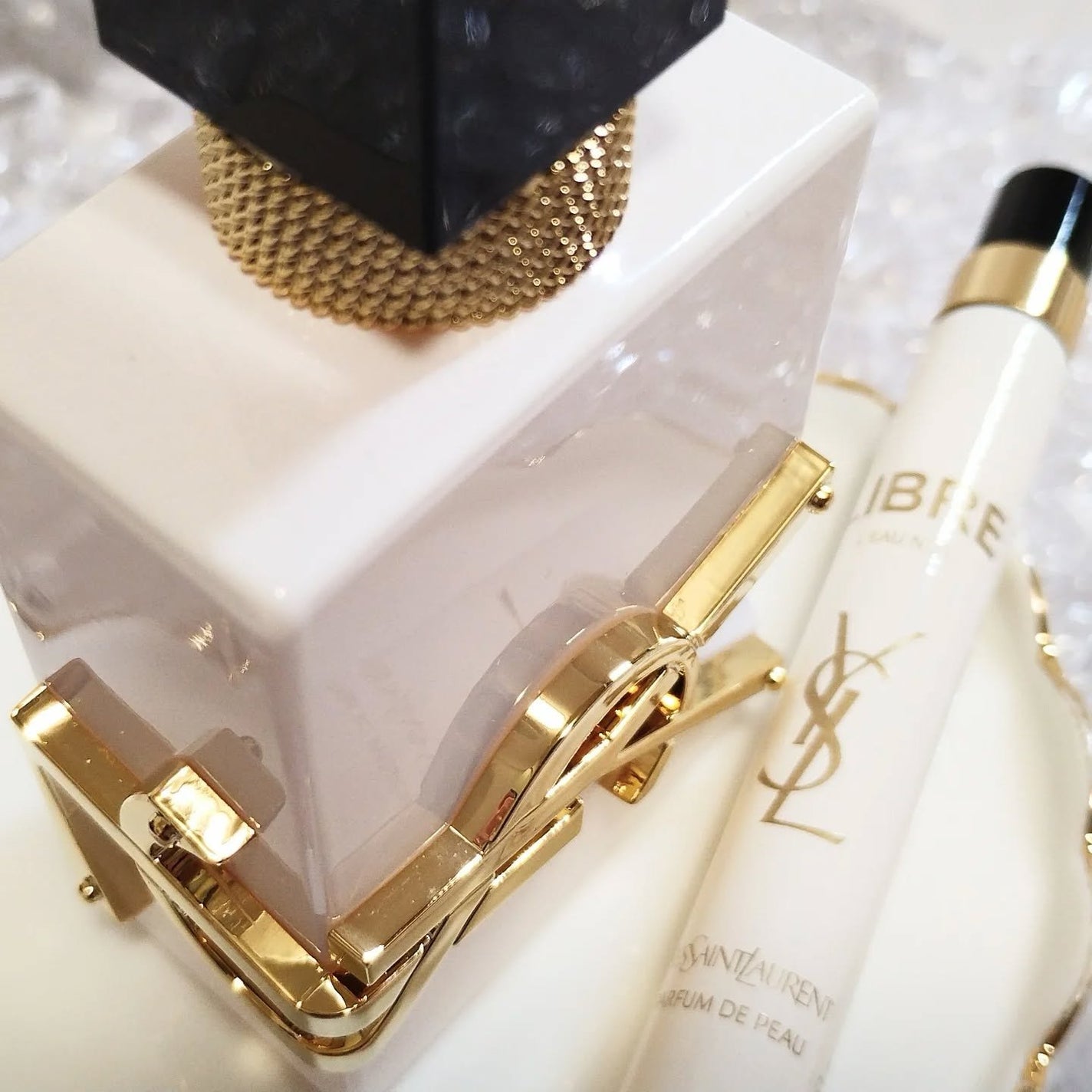 リブレ ロー ニュ/YVES SAINT LAURENT BEAUTE/香水(レディース)を使ったクチコミ(2枚目)