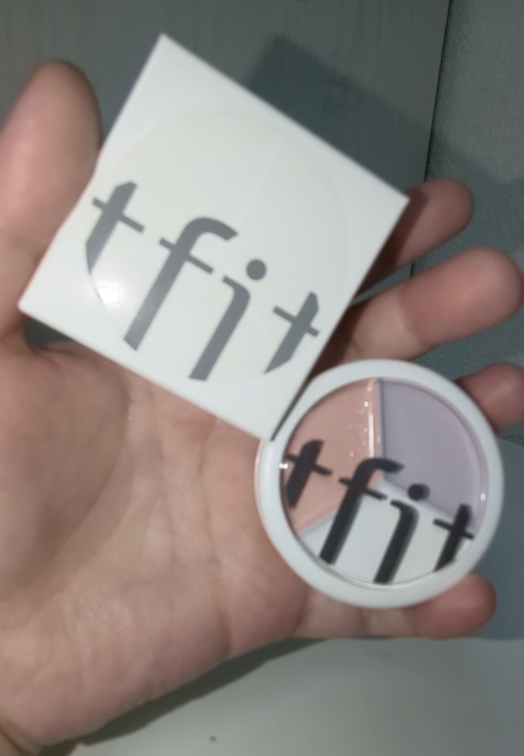 カバーアッププロコンシーラー/TFIT/パレットコンシーラーを使ったクチコミ（2枚目）