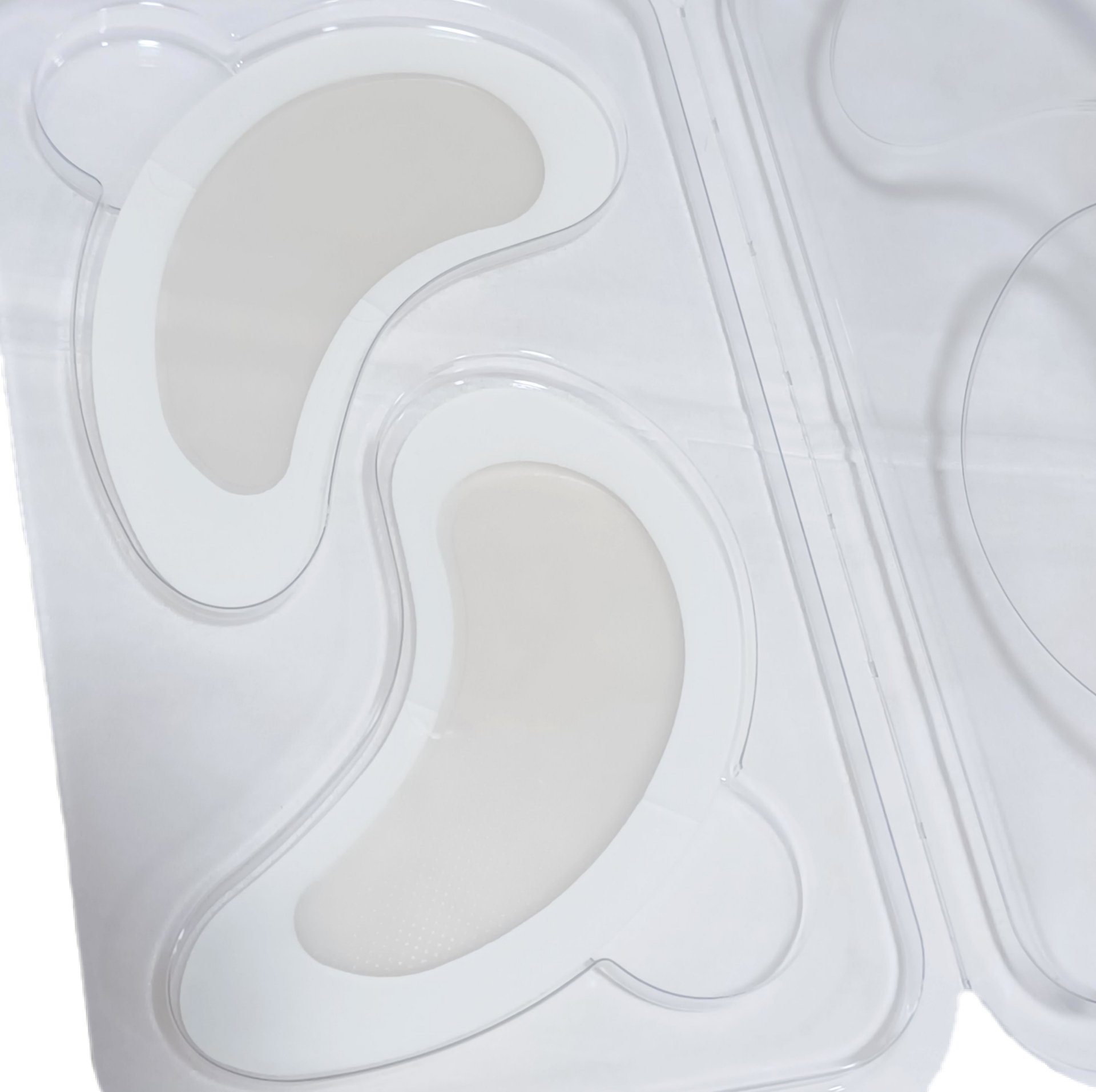 アイバックリフト1100シャットリードルパッチ/CHARDE/シートマスク・パックを使ったクチコミ（3枚目）