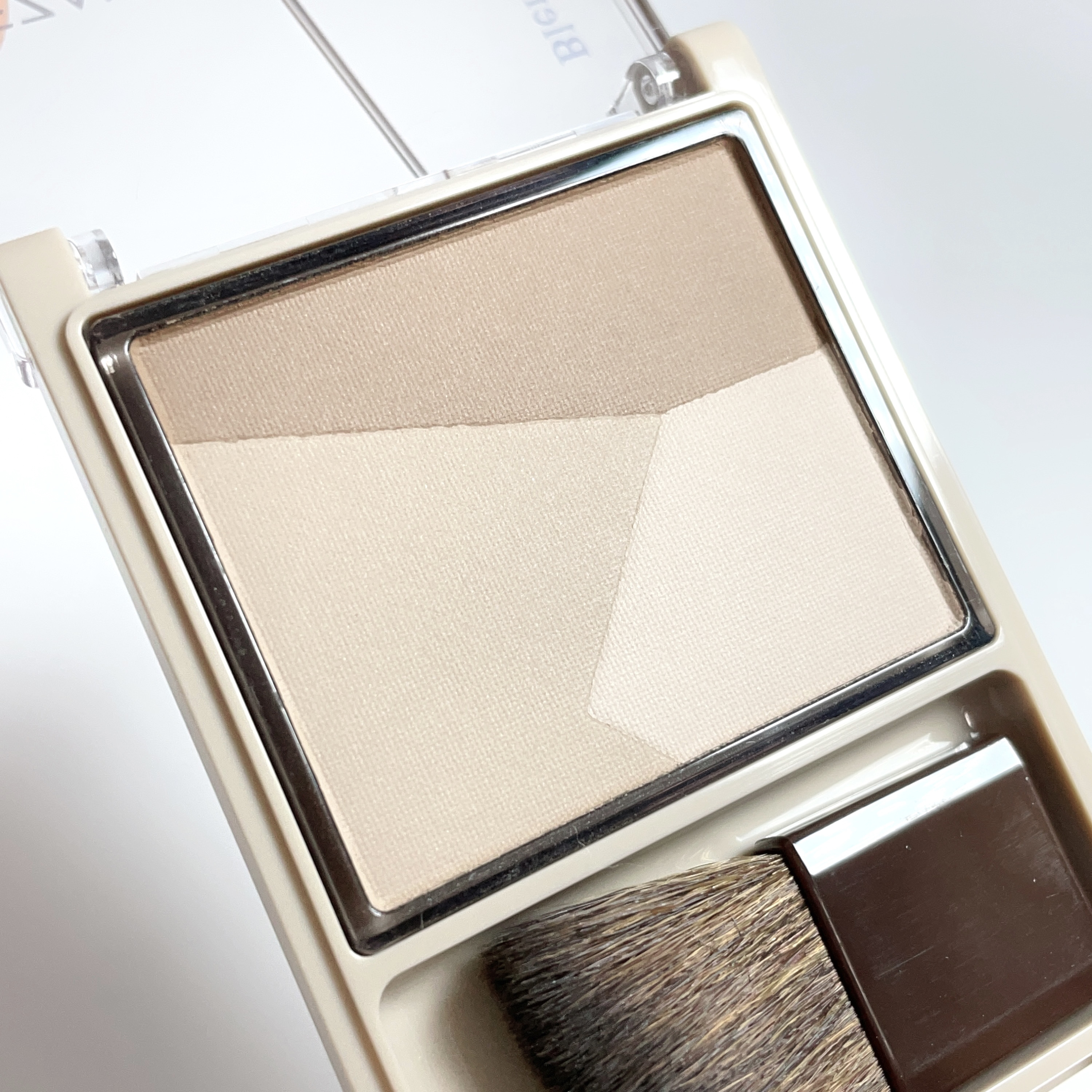 ブレンドカラーシェーディング/CEZANNE/シェーディングを使ったクチコミ（2枚目）