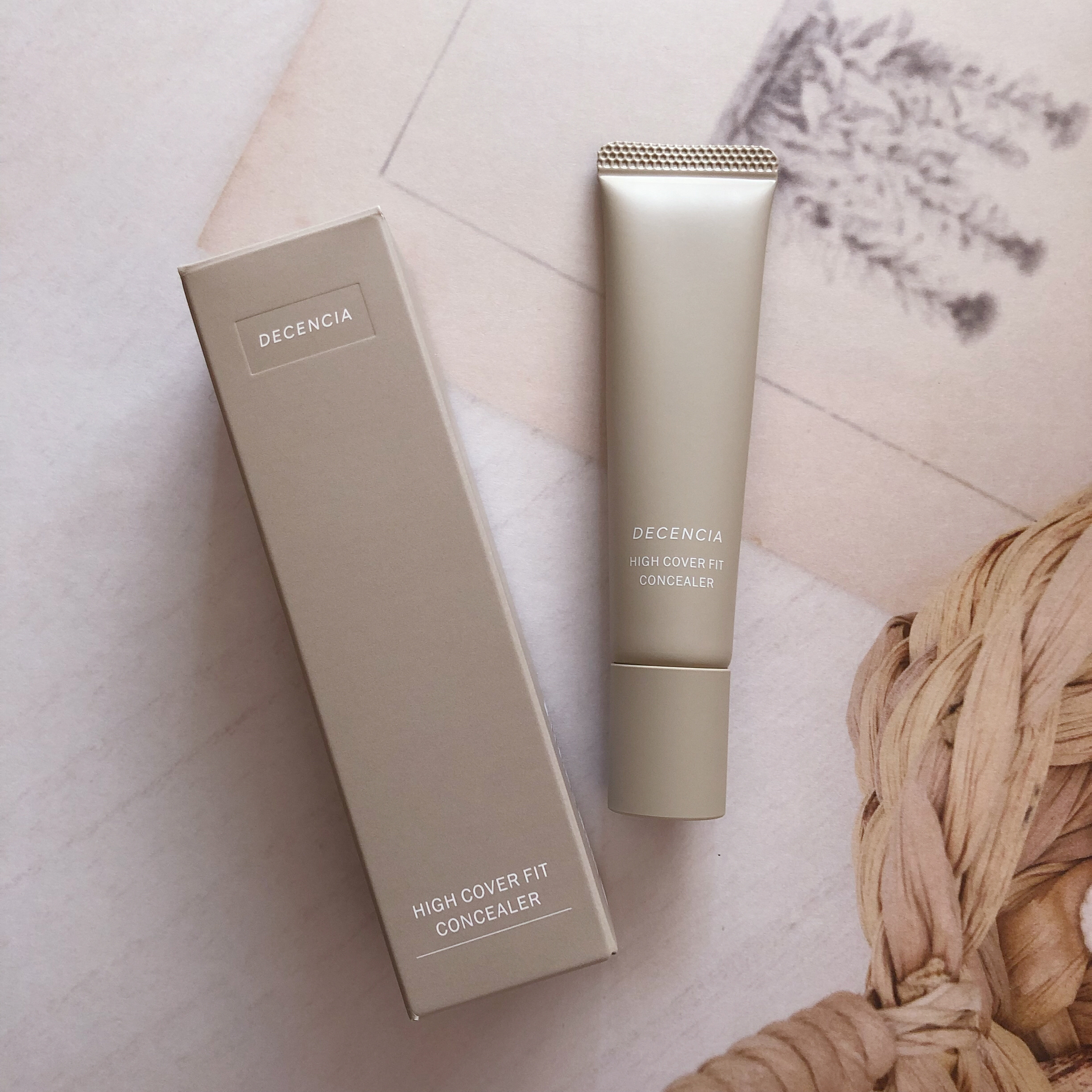 ディセンシア ハイカバーフィット コンシーラー/DECENCIA/リキッドコンシーラーを使ったクチコミ（1枚目）