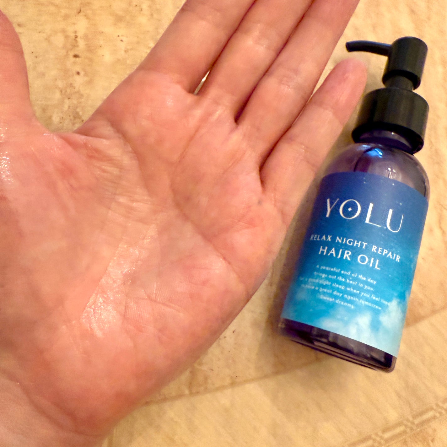 ヨル リラックスナイトリペアヘアオイル/YOLU/ヘアオイルを使ったクチコミ(4枚目)