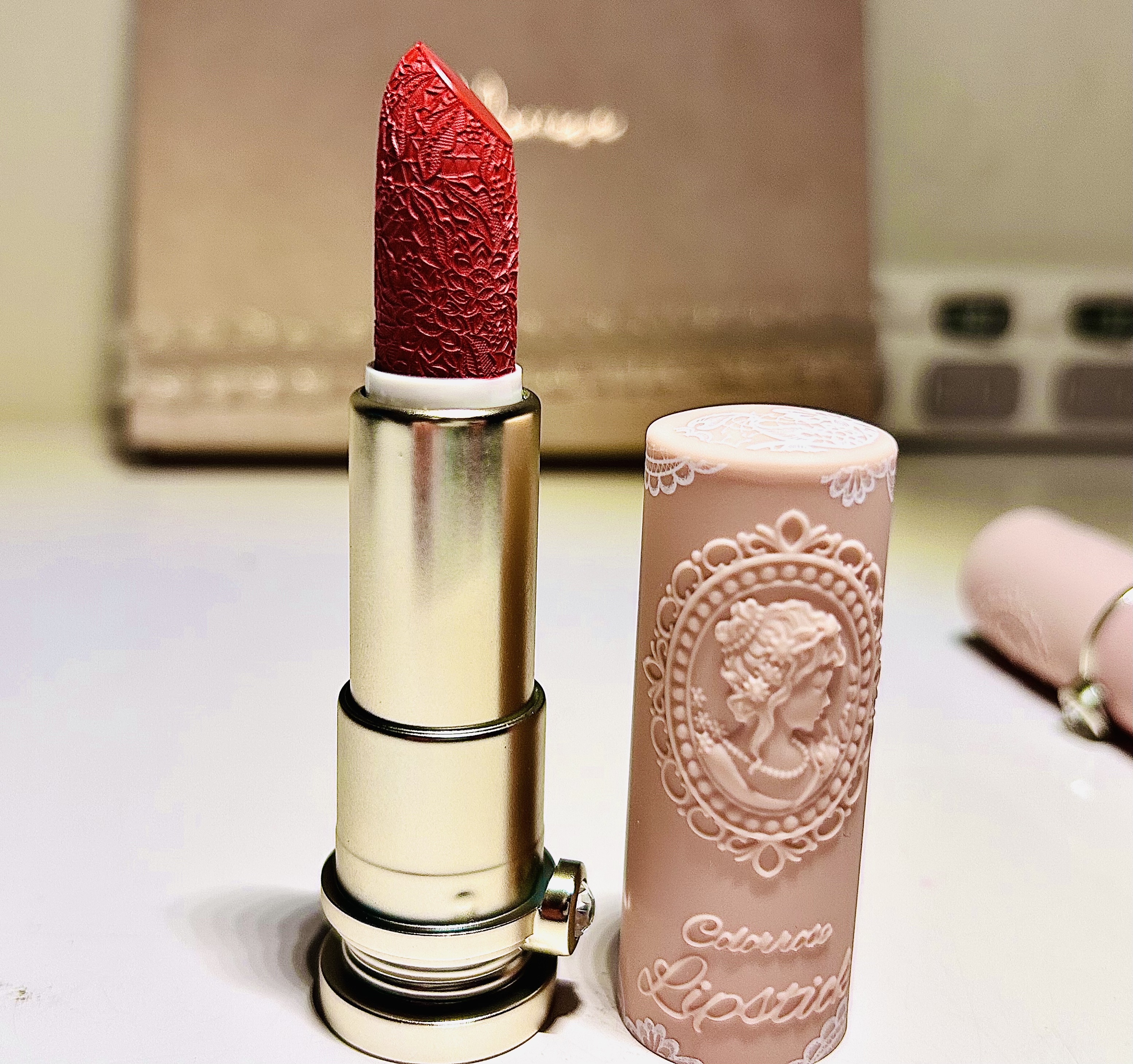 女王のカメオリップスティック/COLORROSE/口紅を使ったクチコミ（1枚目）