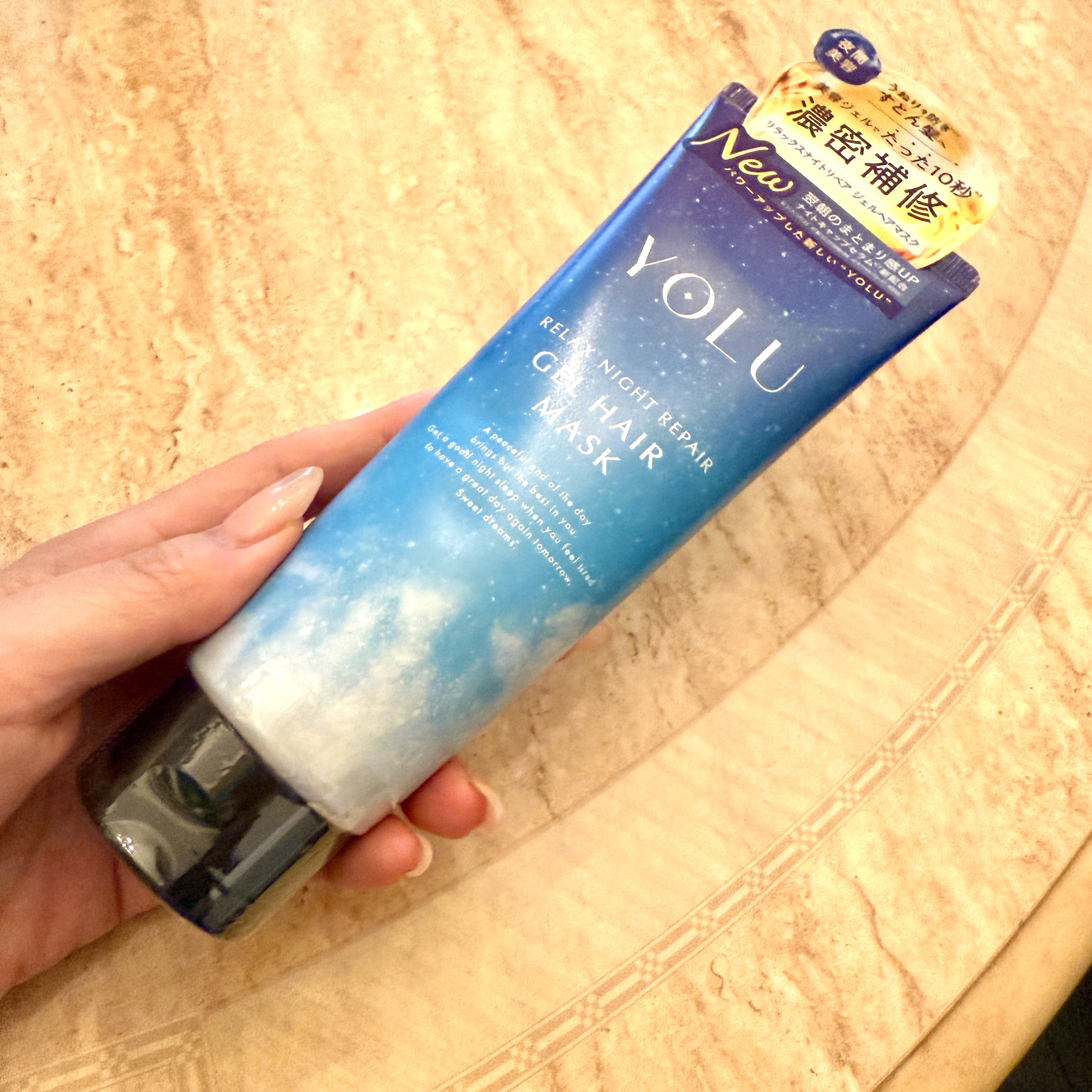 リラックスナイトリペアジェルヘアマスク/YOLU/ヘアマスク・ヘアパックを使ったクチコミ（1枚目）