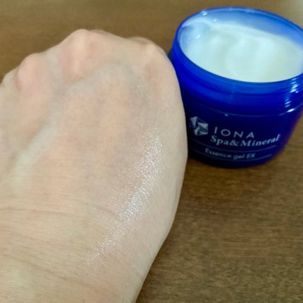 エッセンス ジェル EX/イオナ スパ&ミネラル/オールインワン化粧品を使ったクチコミ(4枚目)