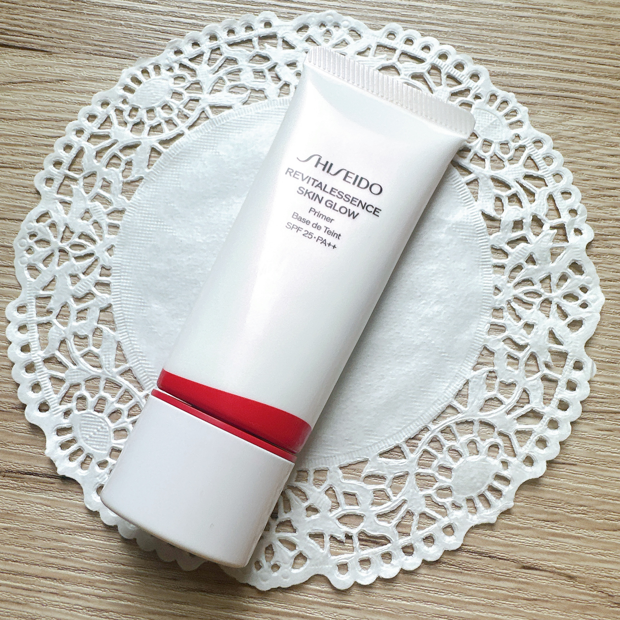 SHISEIDO エッセンス スキングロウ ファンデーション プライマー　２点 エッセンス スキングロウ ファンデーション | ANA DUTY FREE SHOP