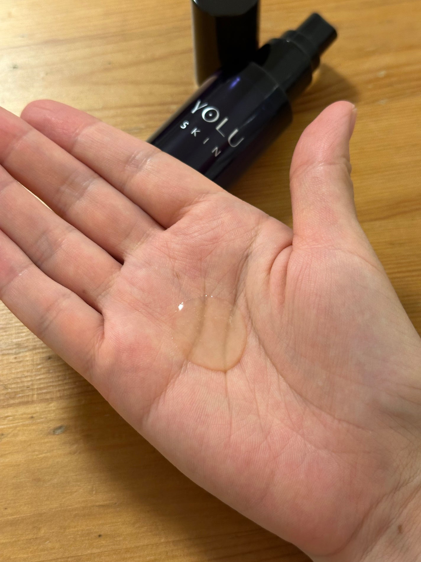 ヨル スキン オーバーナイトセラム クリア/YOLU/美容液を使ったクチコミ(2枚目)