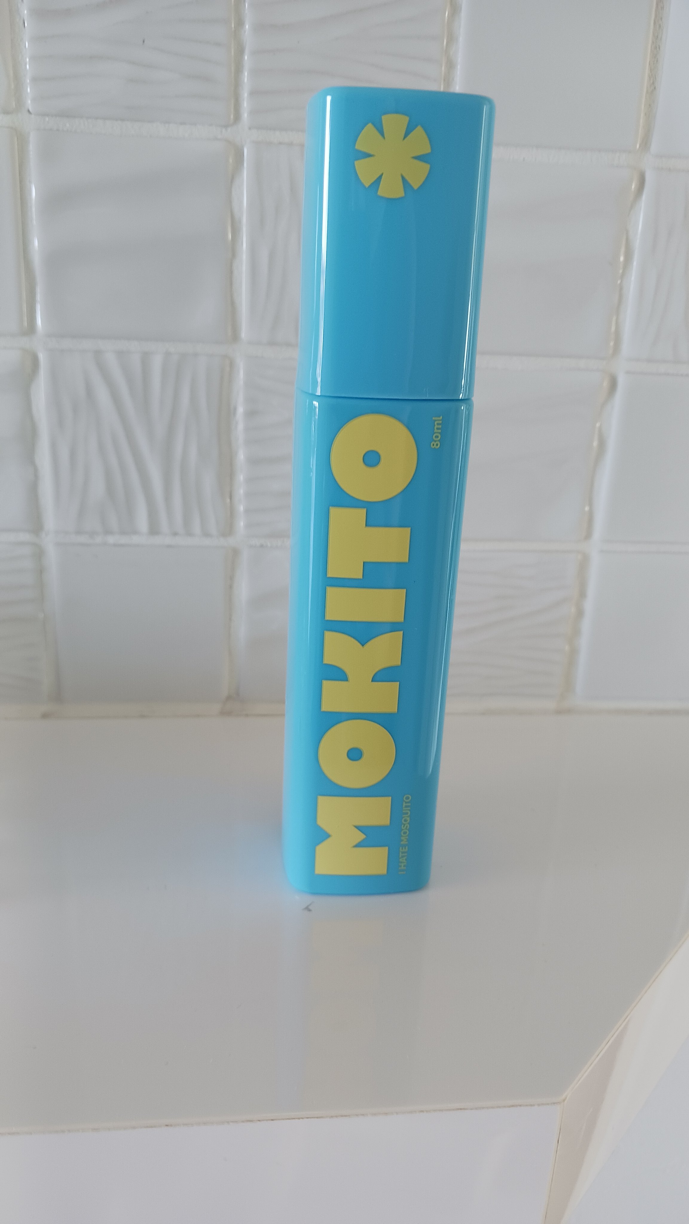 【MOKITO】
虫除けスプレー80ml

✴天然成分配合
✴医薬部外品
✴赤ちゃん、妊婦にも使える
✴衣服の上からでもOK!

Qoo10で購入しました!
実質４９９円!
お洒落な見た目なので、虫除けスプレーにはぜんぜん見えないです。

