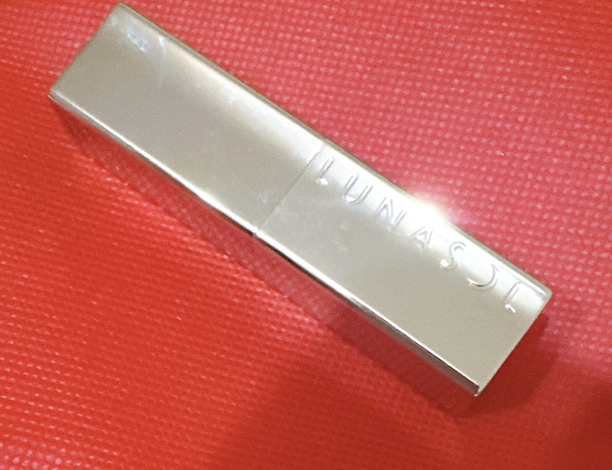 ルナソル フュージングカラーリップス 04 Modern Oak/LUNASOL/口紅を使ったクチコミ（1枚目）