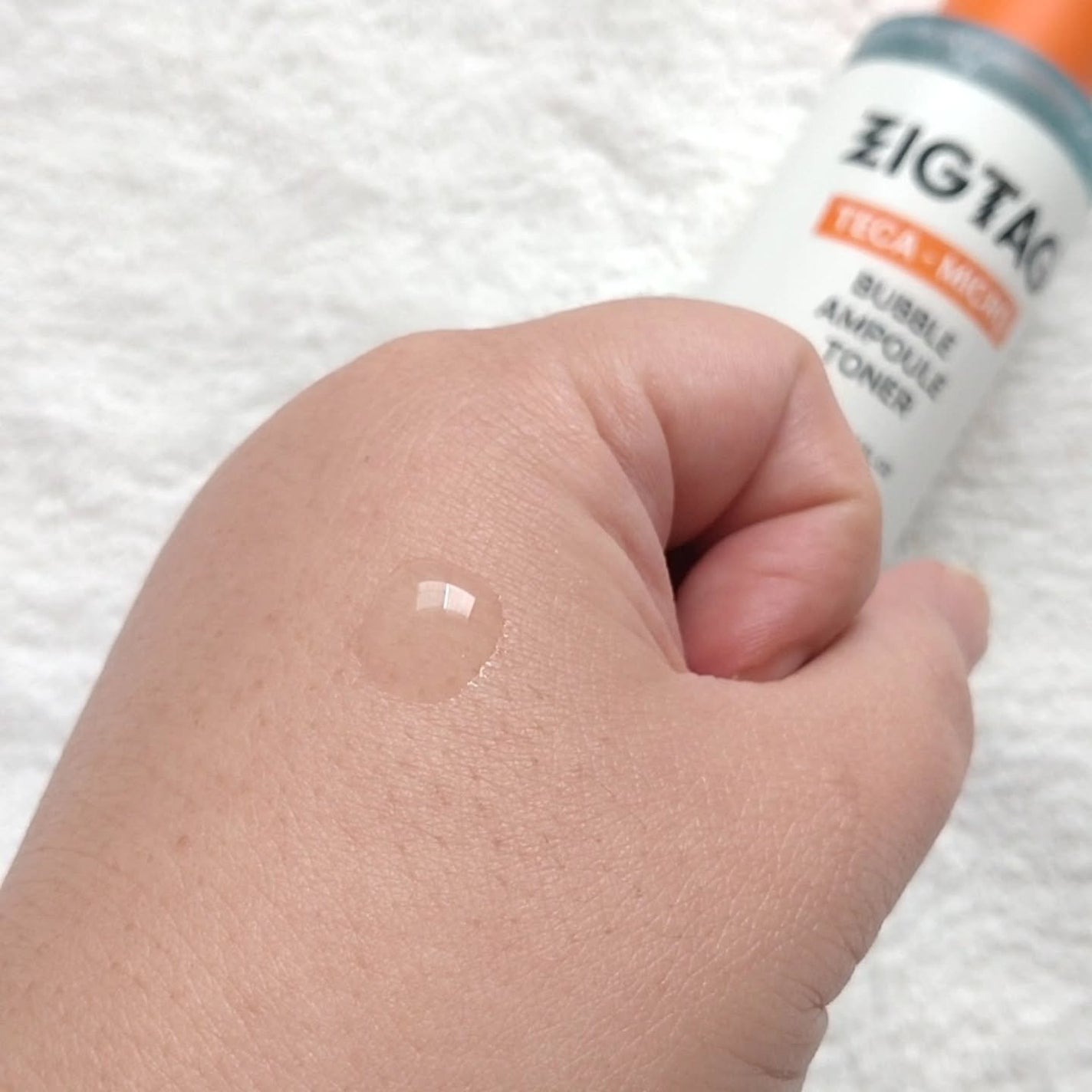 テカマイクロバブルアンプルトナー/ZIGTAG/化粧水を使ったクチコミ(4枚目)