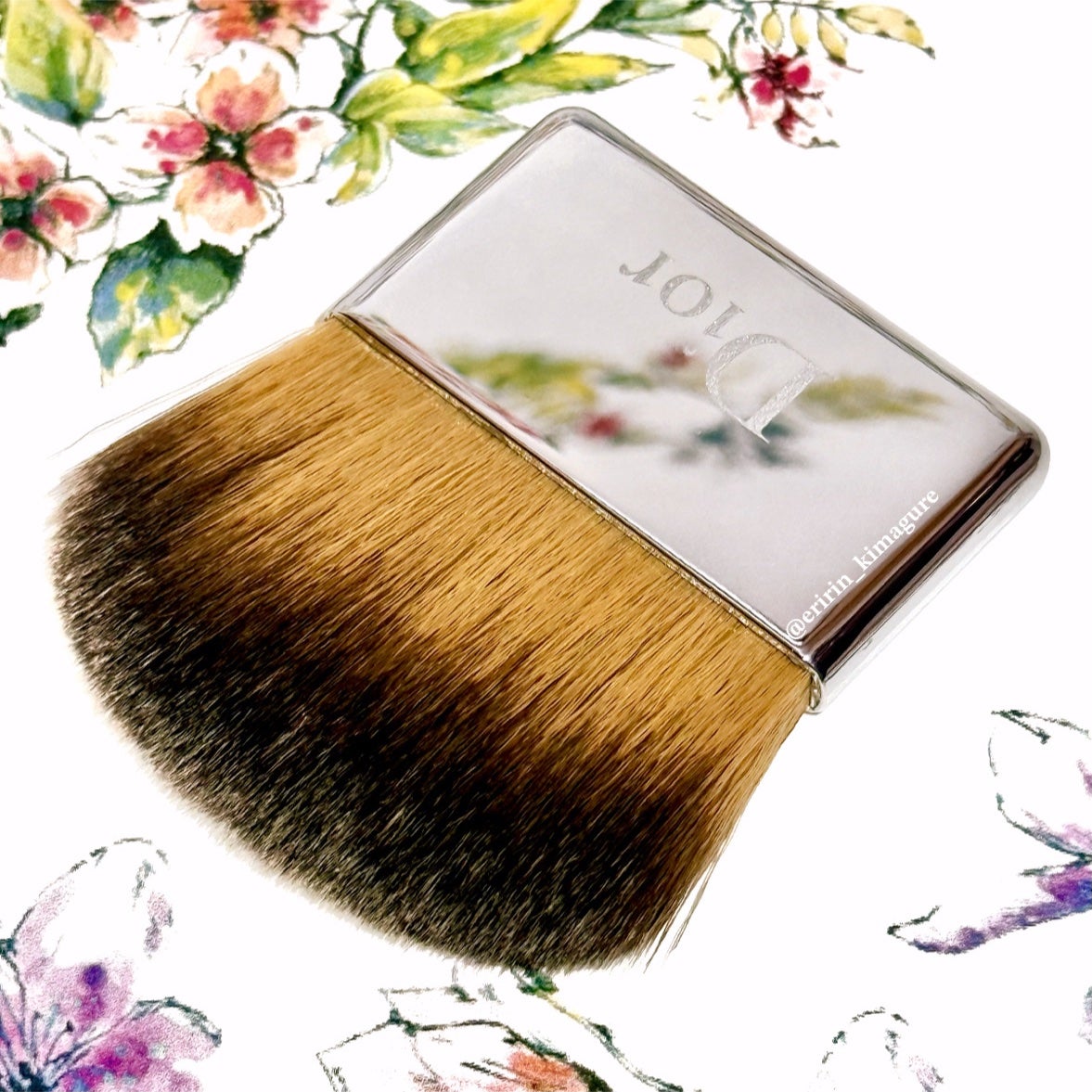 ディオールスキン フォーエヴァー ヌード ラディアント フィルター/Dior/フェイスパウダーを使ったクチコミ(3枚目)