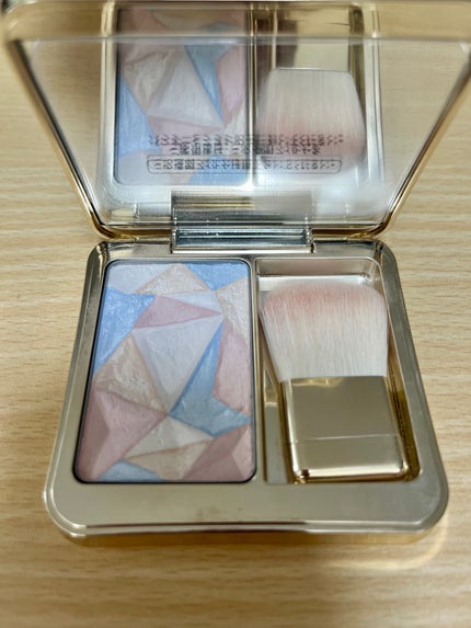 ル・レオスールデクラ 21/クレ・ド・ポー ボーテ/パウダーハイライトの画像