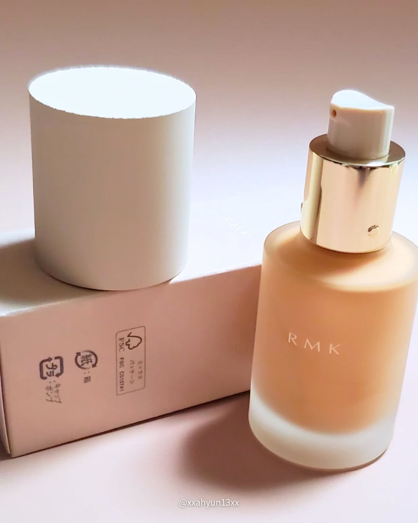 RMK リクイドファンデーション フローレスカバレッジ プラス 102/RMK/リキッドファンデーションを使ったクチコミ（2枚目）