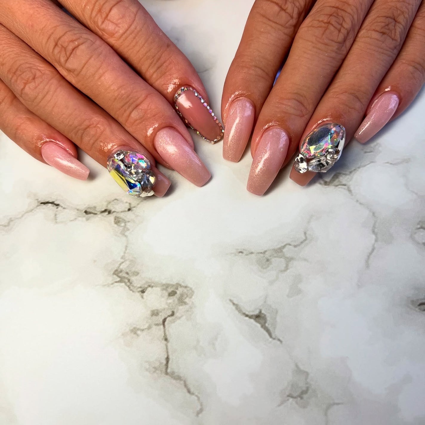 cst on LIPS 「#海映えラメネイルmenu…☑︎デザイン自由コース7.000円..」(2枚目)