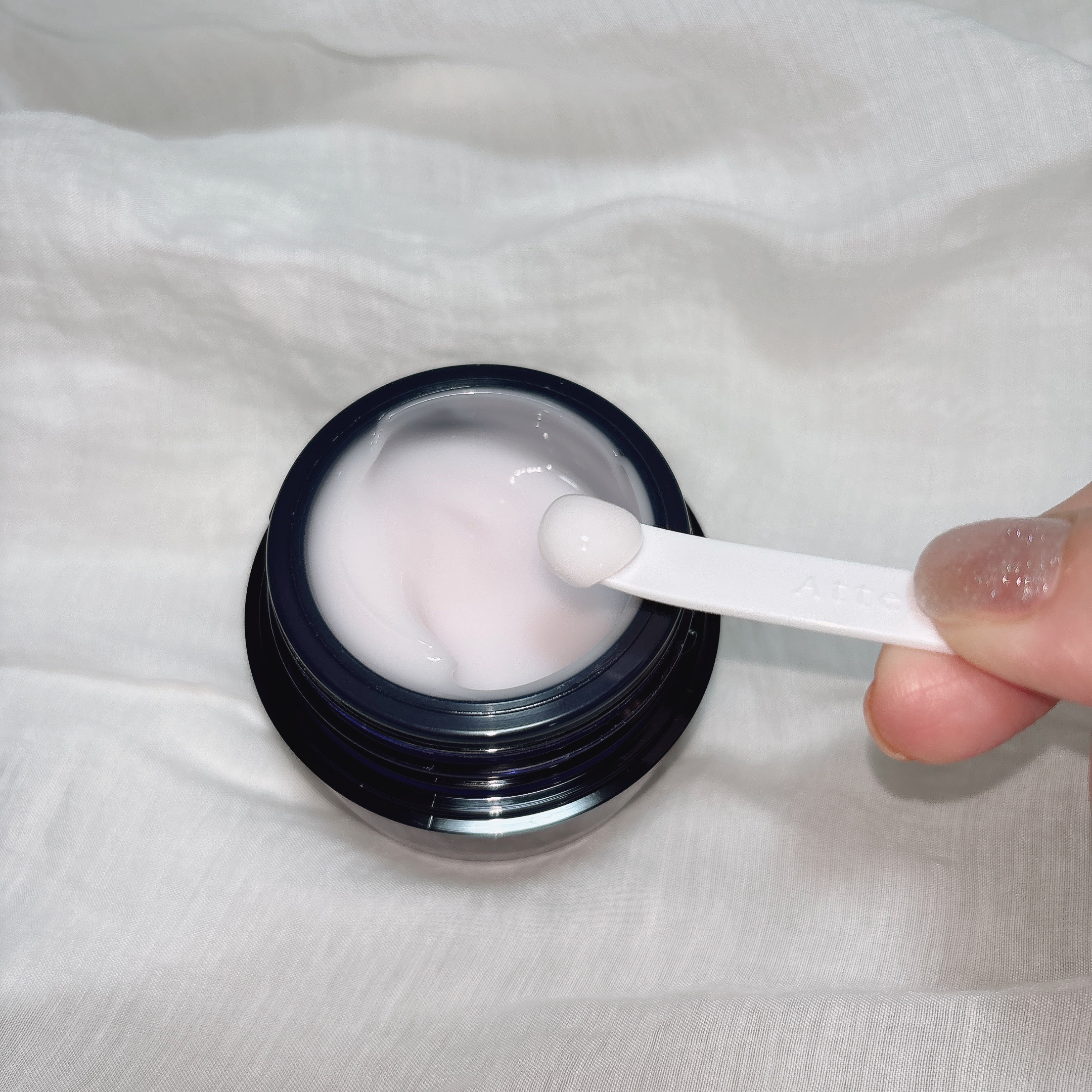 アテニア ミッドナイトモイスチャライザー/アテニア/フェイスクリームを使ったクチコミ（3枚目）