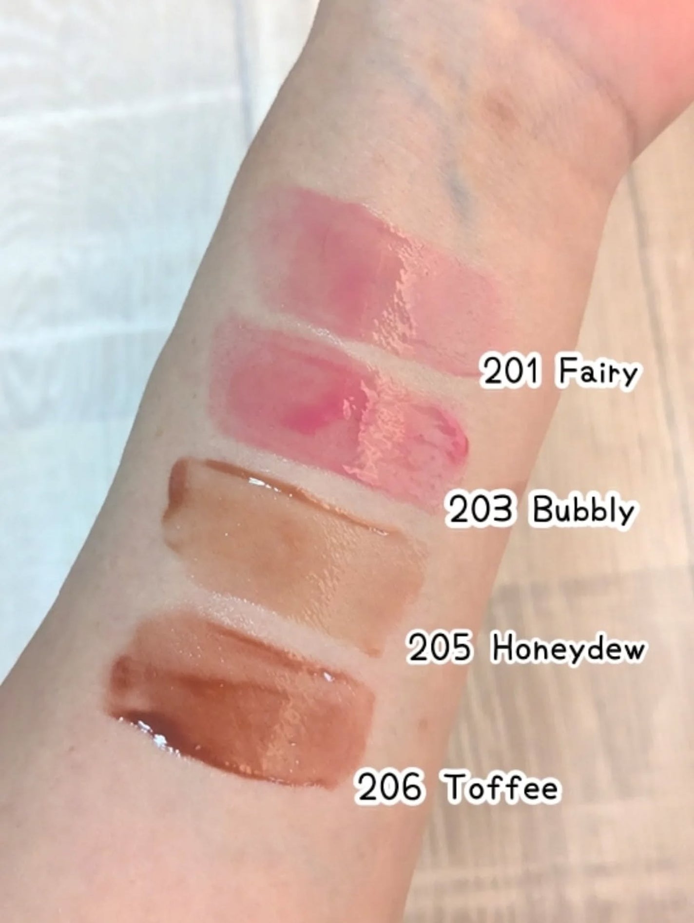 デュー ドロップ ティント/Coralhaze/リップティントを使ったクチコミ(3枚目)