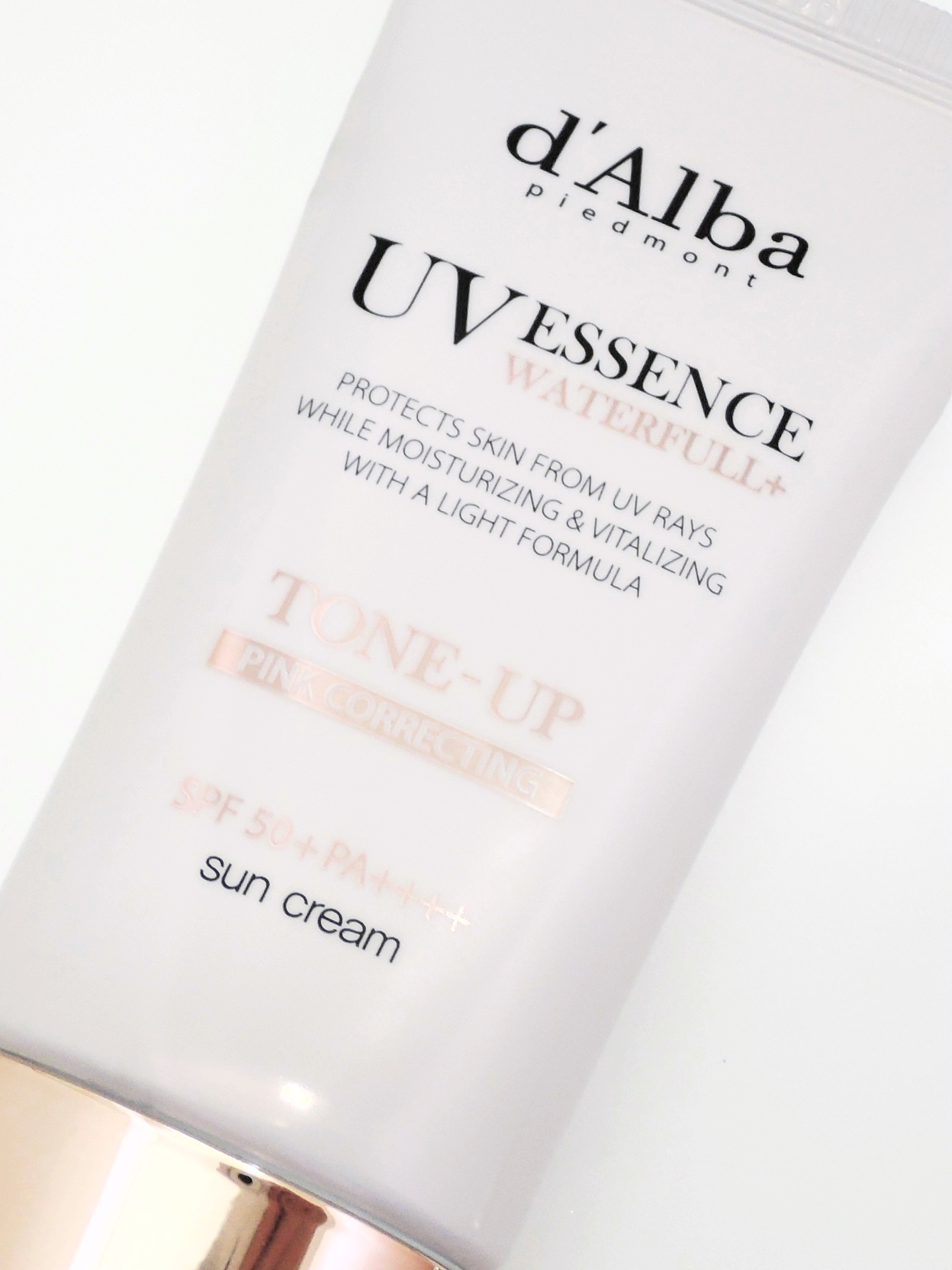 ウォータフルトーンアップサンクリーム/ダルバ/日焼け止めクリームを使ったクチコミ（3枚目）