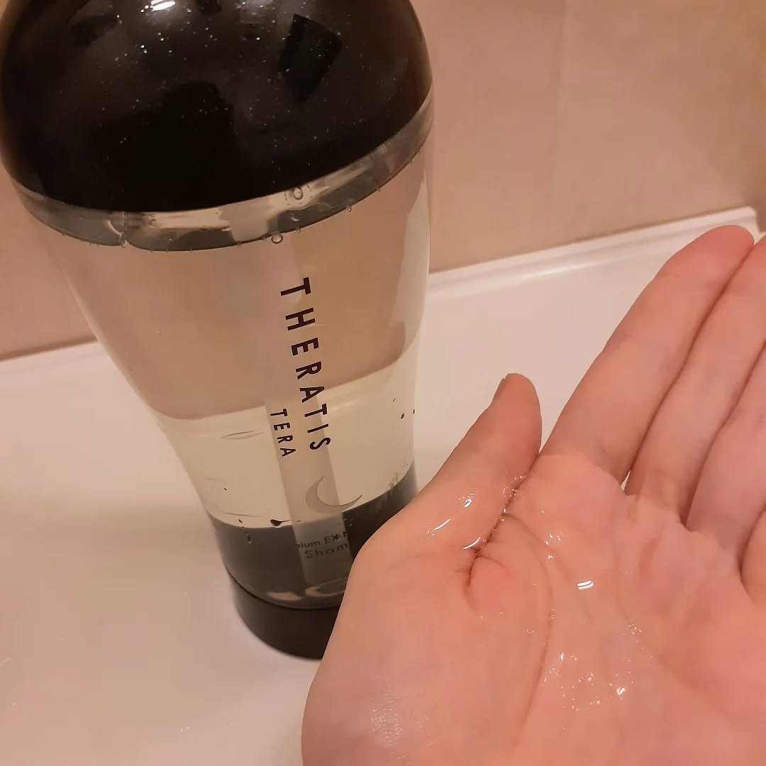 セラティス テラ プレミアム EX ナイト モイスト シャンプー/ヘアトリートメント/THERATIS/市販シャンプーを使ったクチコミ（2枚目）