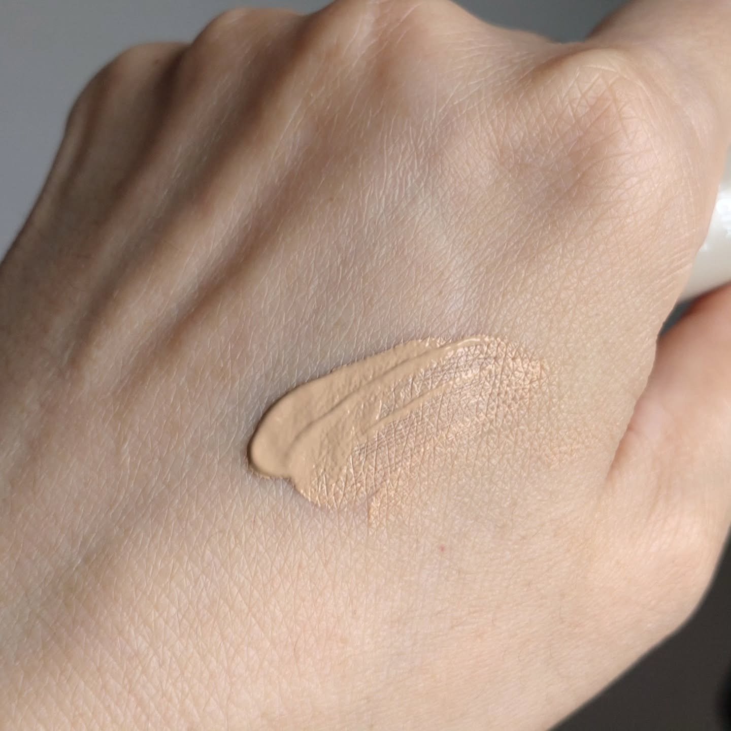 ディセンシア ハイカバーフィット コンシーラー/DECENCIA/リキッドコンシーラーを使ったクチコミ（2枚目）