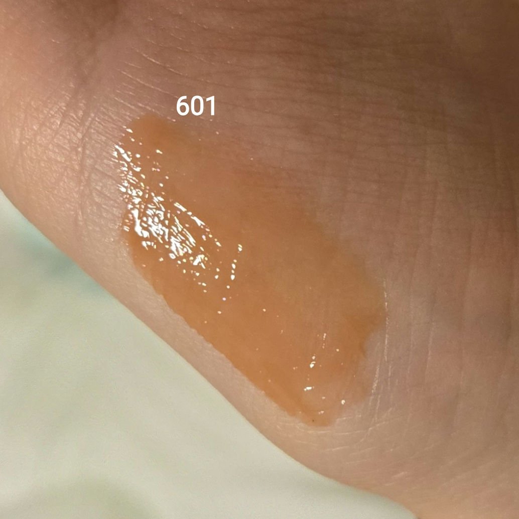 ラカ　マキシグレイヤーティント ＃601　リネン/Laka/リップティントを使ったクチコミ（3枚目）