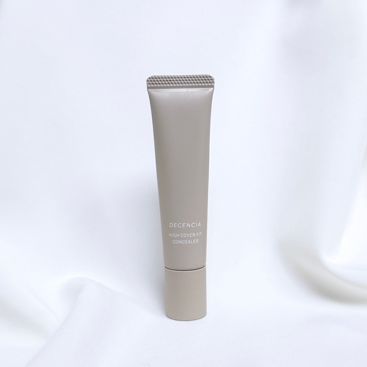 ディセンシア ハイカバーフィット コンシーラー/DECENCIA/リキッドコンシーラーを使ったクチコミ(1枚目)