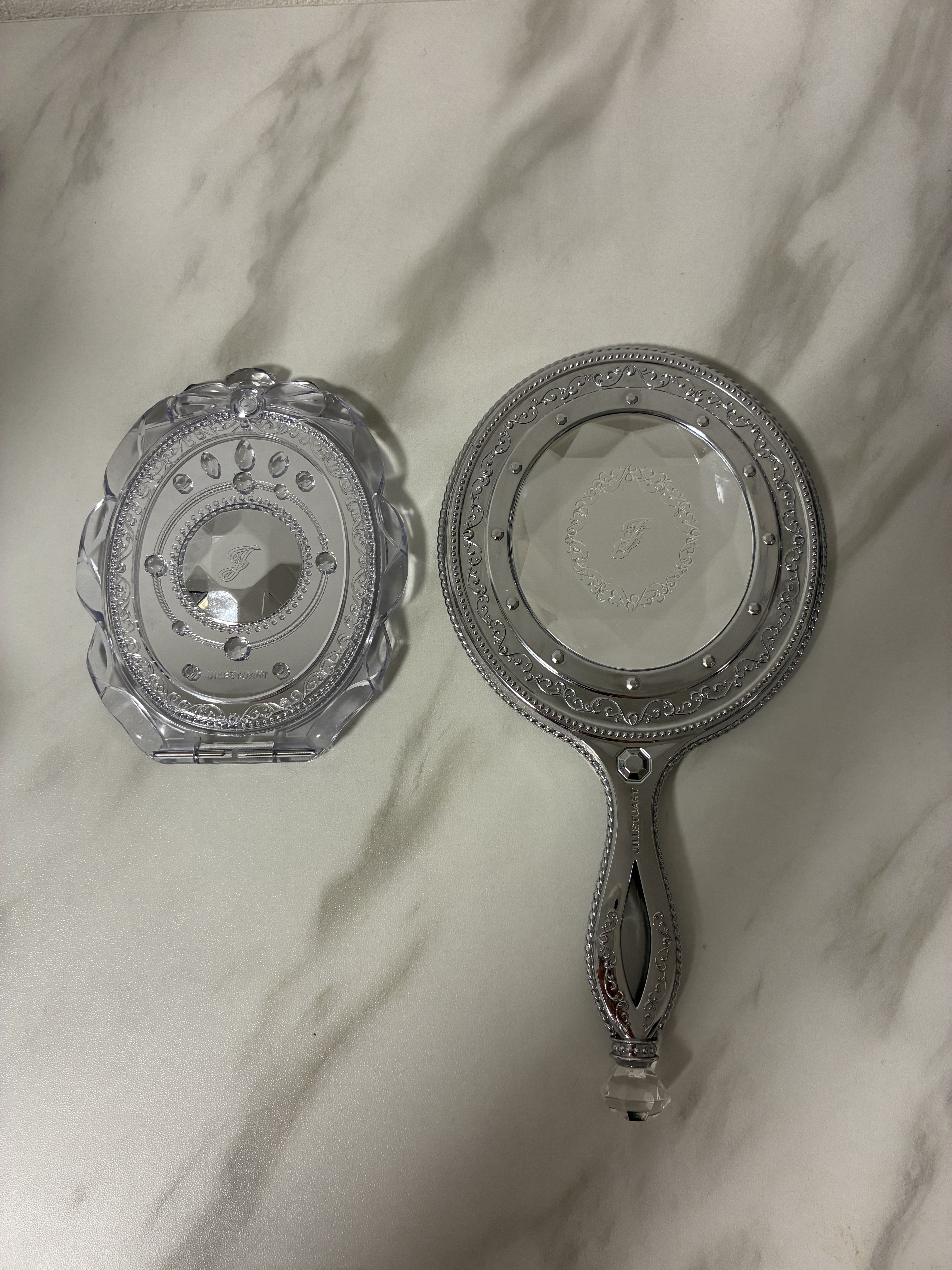 ジルスチュアート コンパクトミラー ２/JILL STUART/その他化粧小物を使ったクチコミ（1枚目）