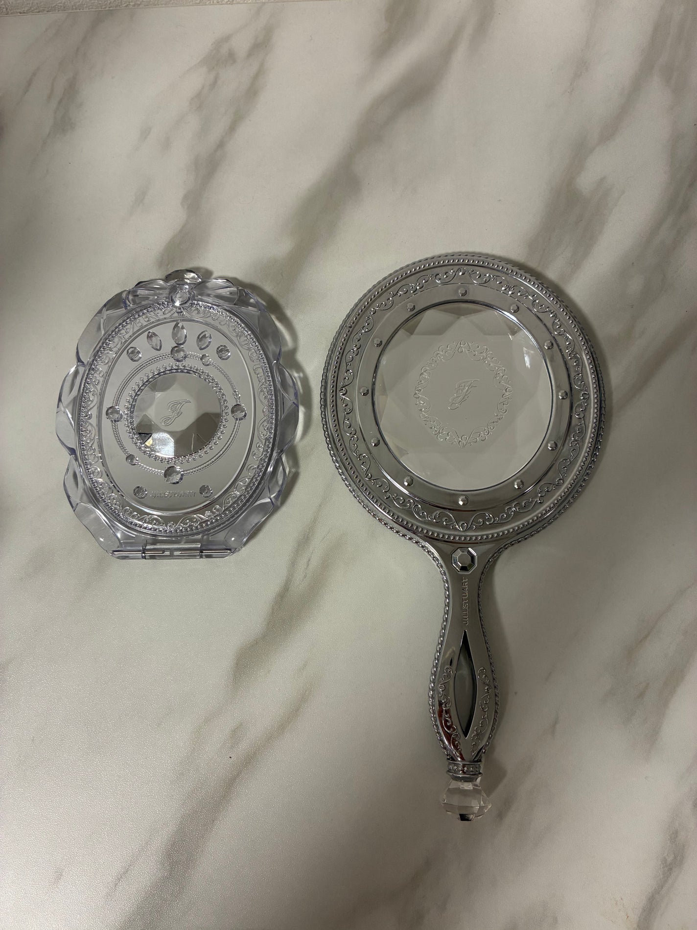 ジルスチュアート コンパクトミラー 2/JILL STUART/その他化粧小物を使ったクチコミ(1枚目)