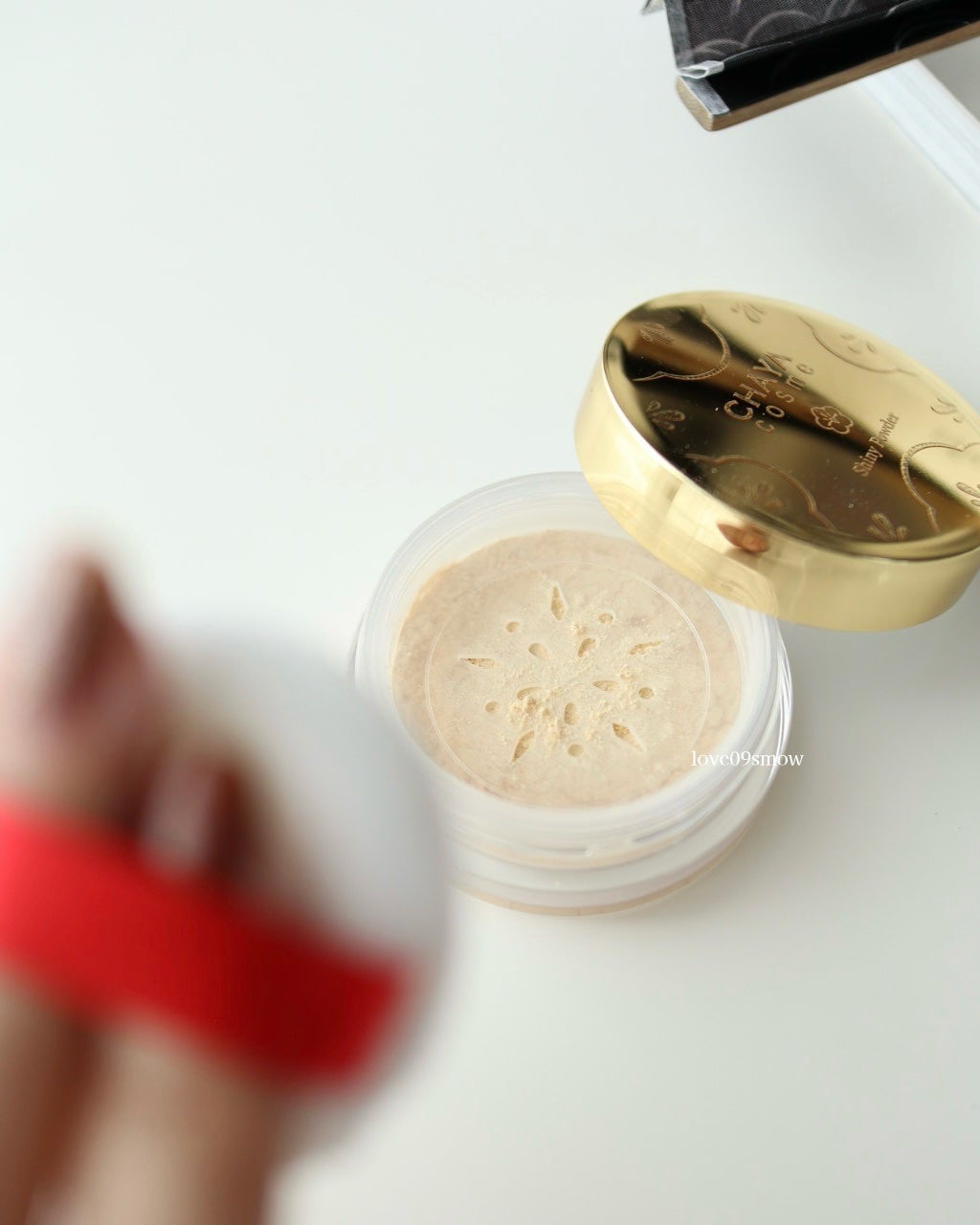 シャイニーパウダー/CHAYA cosme/ルースパウダーを使ったクチコミ(4枚目)