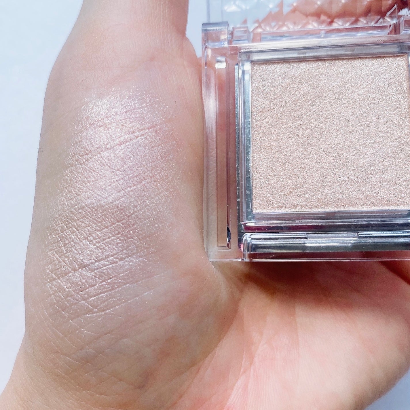 シングルカラーアイシャドウ/CEZANNE/単色アイシャドウを使ったクチコミ(3枚目)