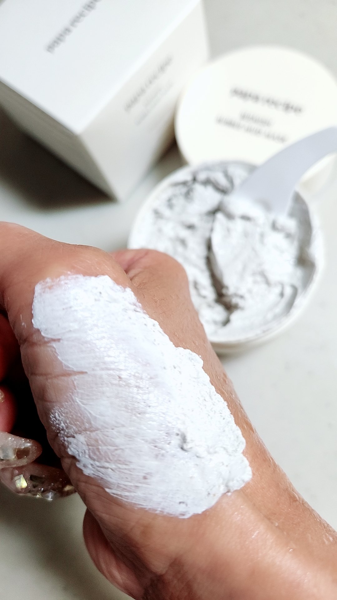 ブレミッシュバブルマッドマスク/PAPA RECIPE/スクラブ・ゴマージュを使ったクチコミ（3枚目）