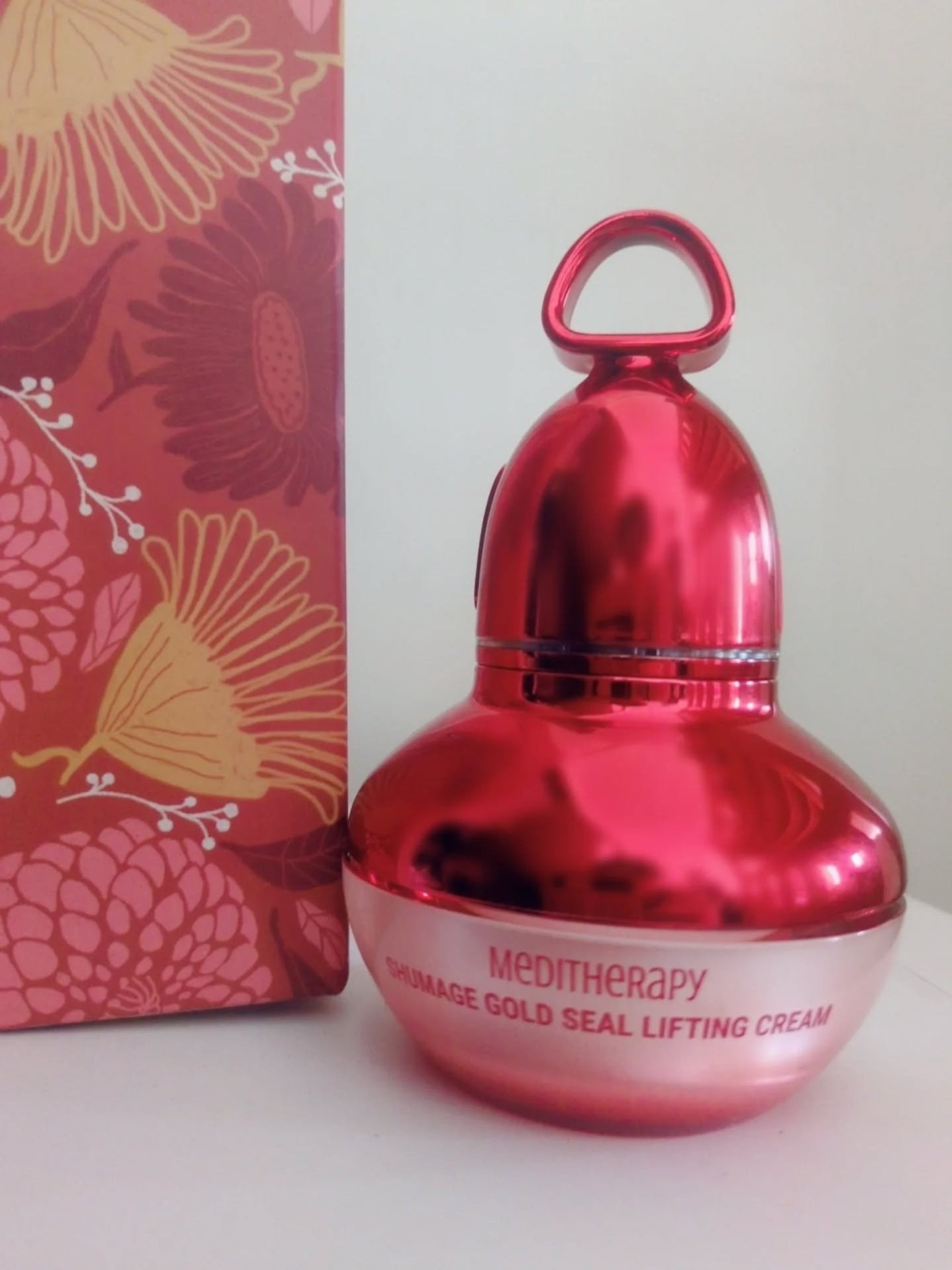 シューマジゴールド糸リフティングクリーム+EMS美顔器/MEDITHERAPY/フェイスクリームを使ったクチコミ(2枚目)