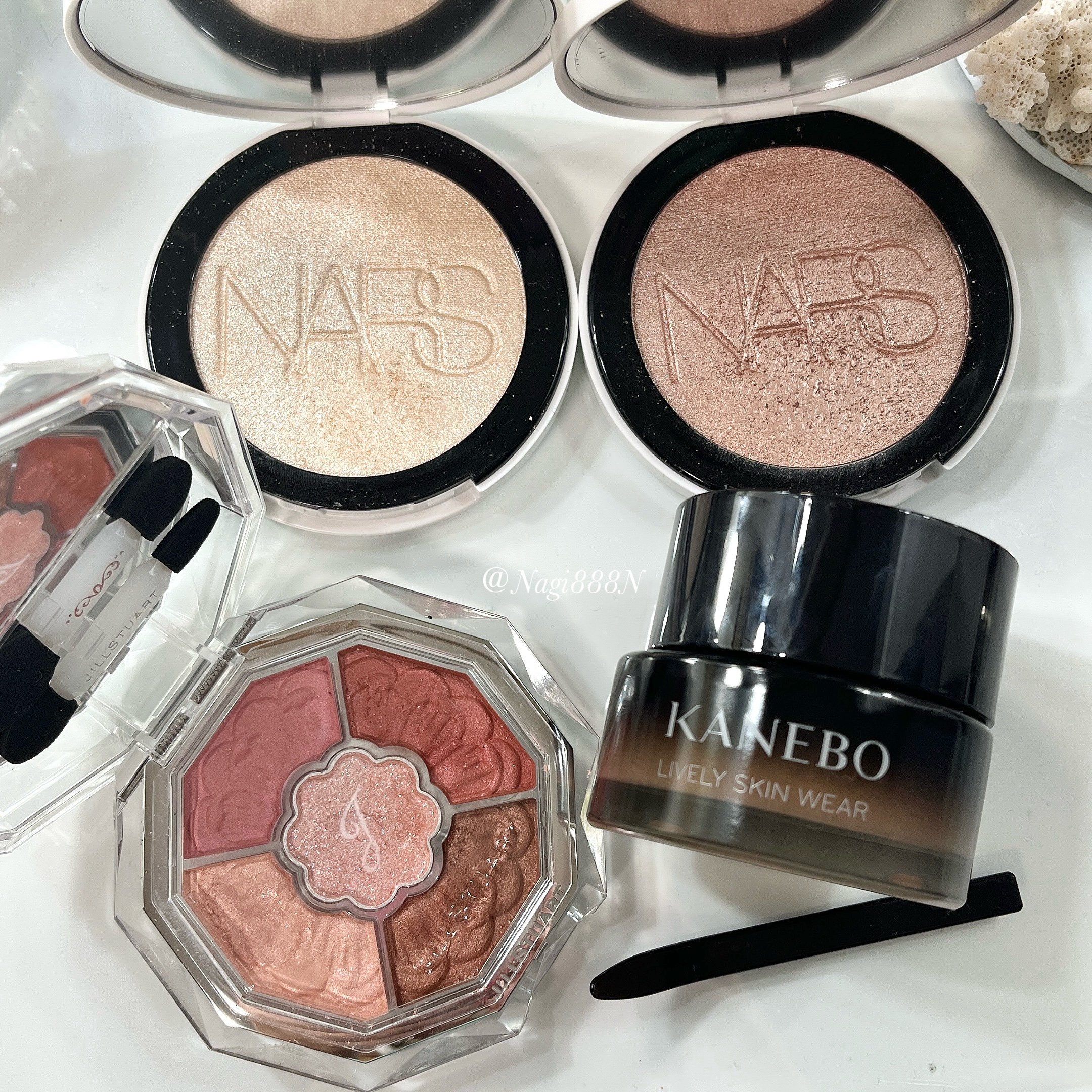 ルージュスターヴァイブラント/KANEBO/口紅を使ったクチコミ（2枚目）