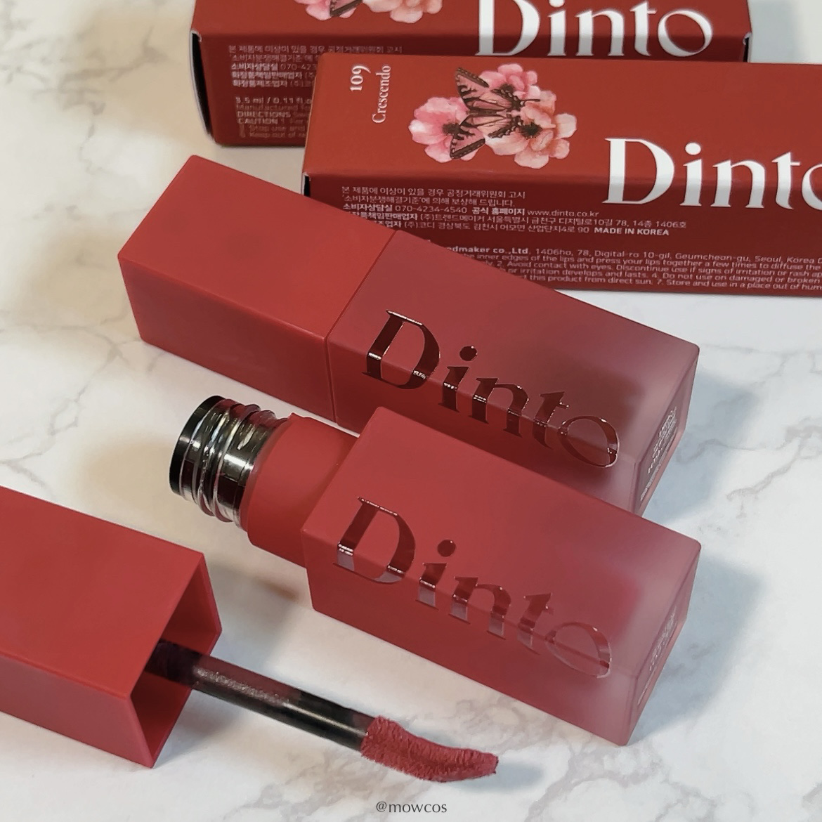 秋先取りマットリップ🌰

┈┈┈┈┈┈┈┈┈┈┈┈┈┈┈┈┈┈┈┈  

マダムバタフライコレクション 
ブラーリングリップベール
-102 レガート
-109 クレッシェンド

┈┈┈┈┈┈┈┈┈┈┈┈┈┈┈┈┈┈┈┈

するする馴染む