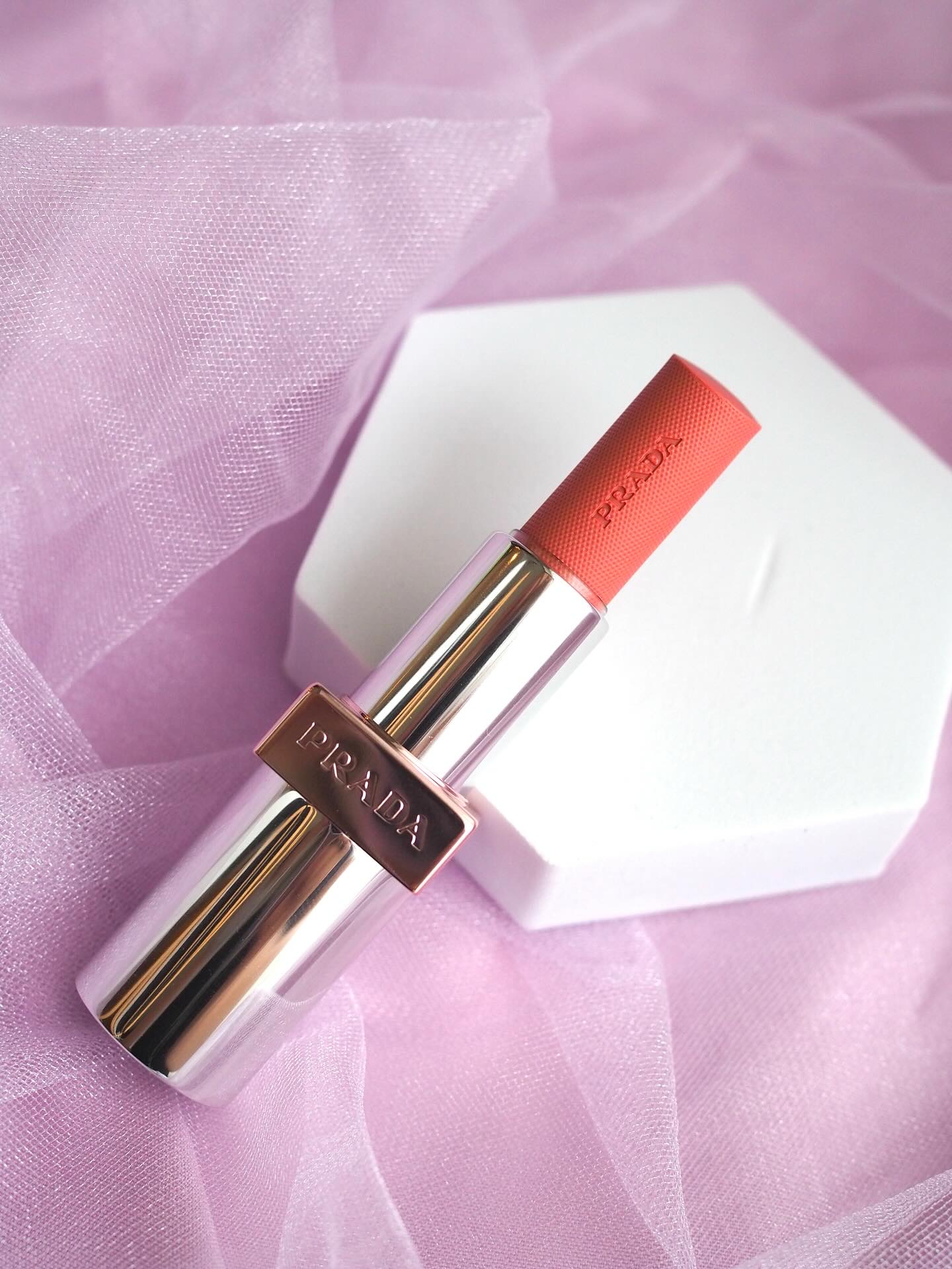 プラダ ライト グローイング リップバーム/PRADA BEAUTY/リップバームを使ったクチコミ（1枚目）