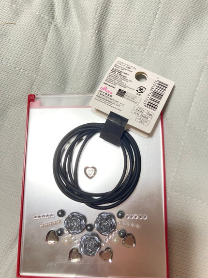 DAISO シリコーンリングゴムのクチコミ「超、朗報!!
長年のヘアゴムがブチ切れてしまう問題、解決しました!!!
シリコーンリングゴ.....」(2枚目)