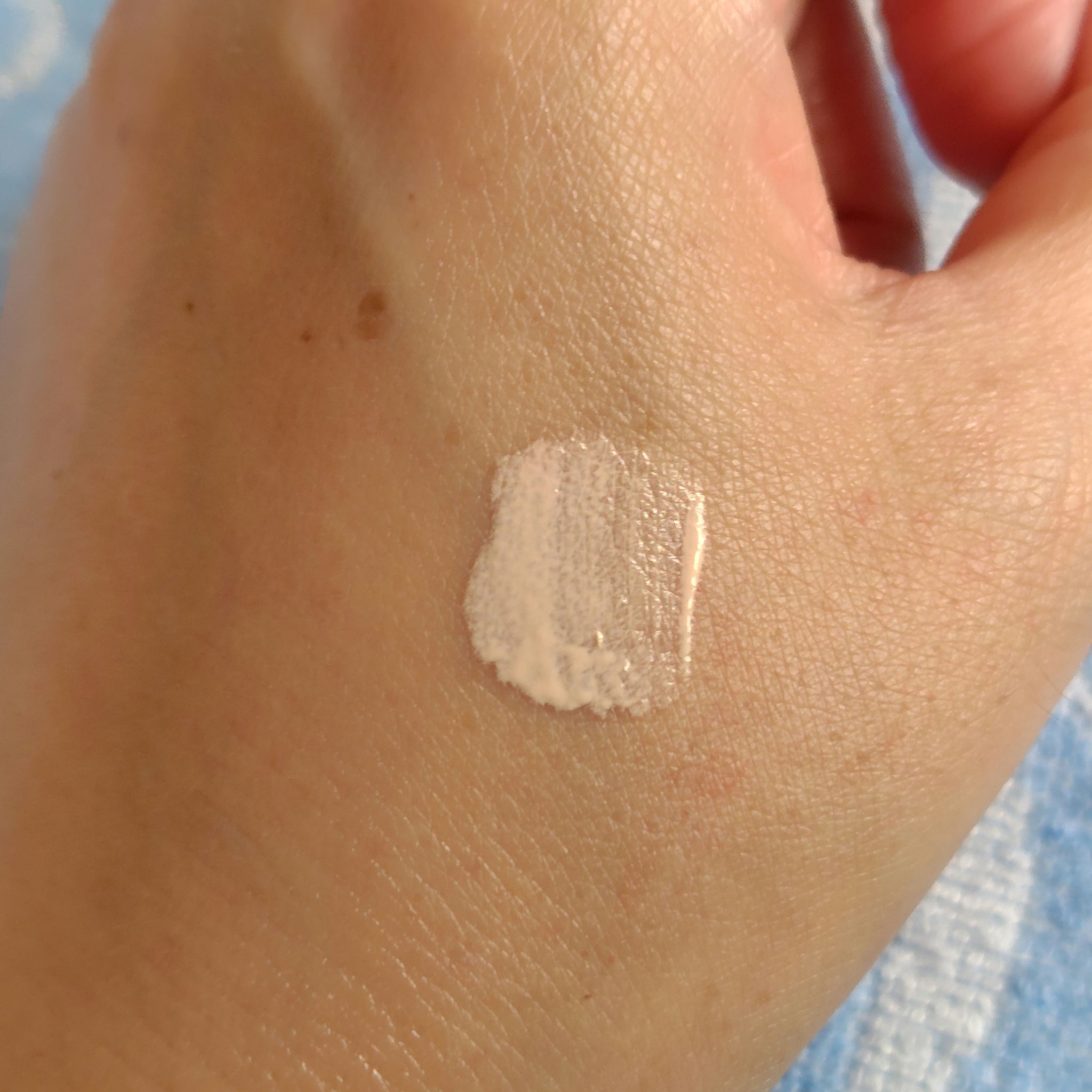 エモーションプルーフ アイ プライマー/TOM FORD BEAUTY/アイシャドウベースを使ったクチコミ（3枚目）